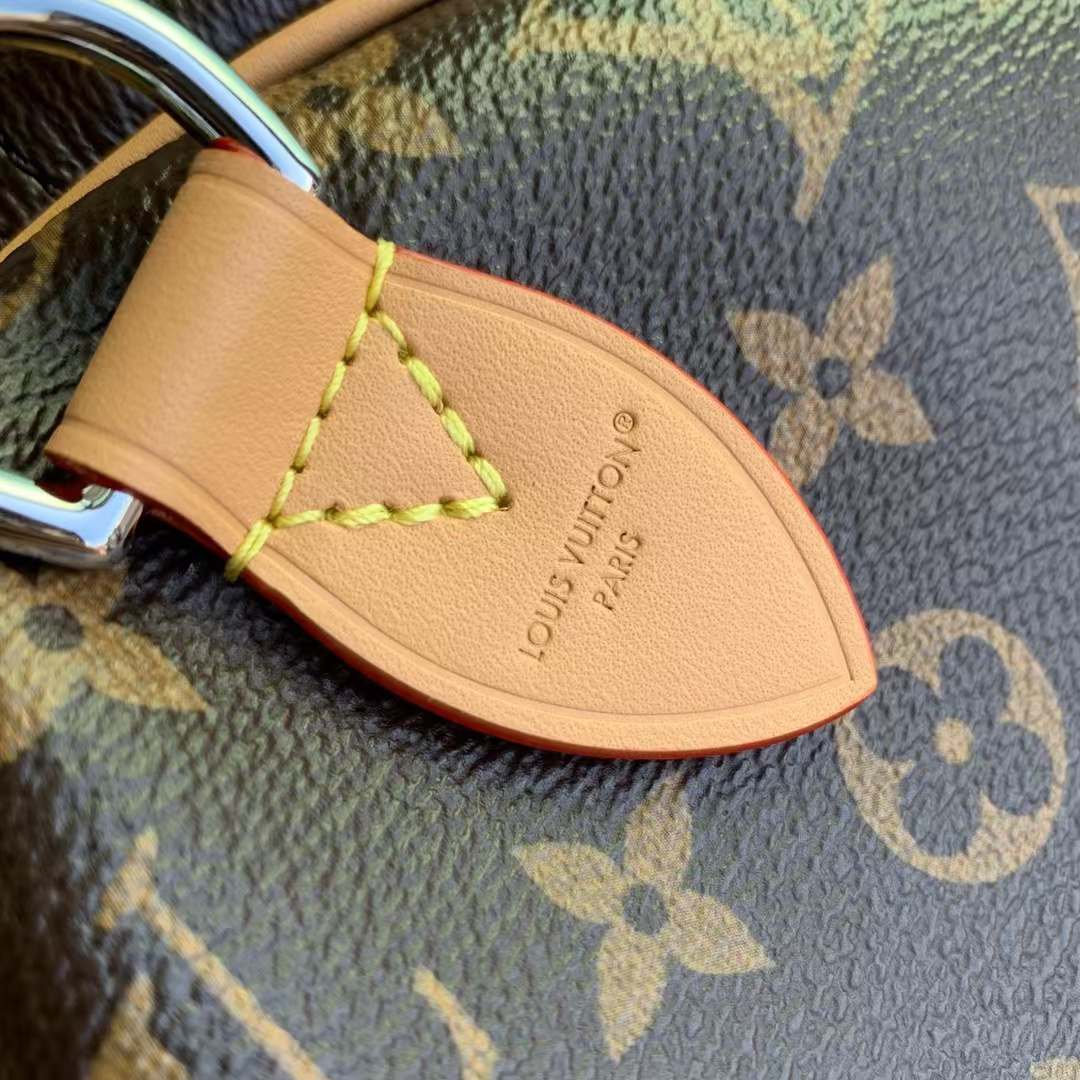 Louis Vuitton Speedy Soft 30 Dark Handbag - Image 7