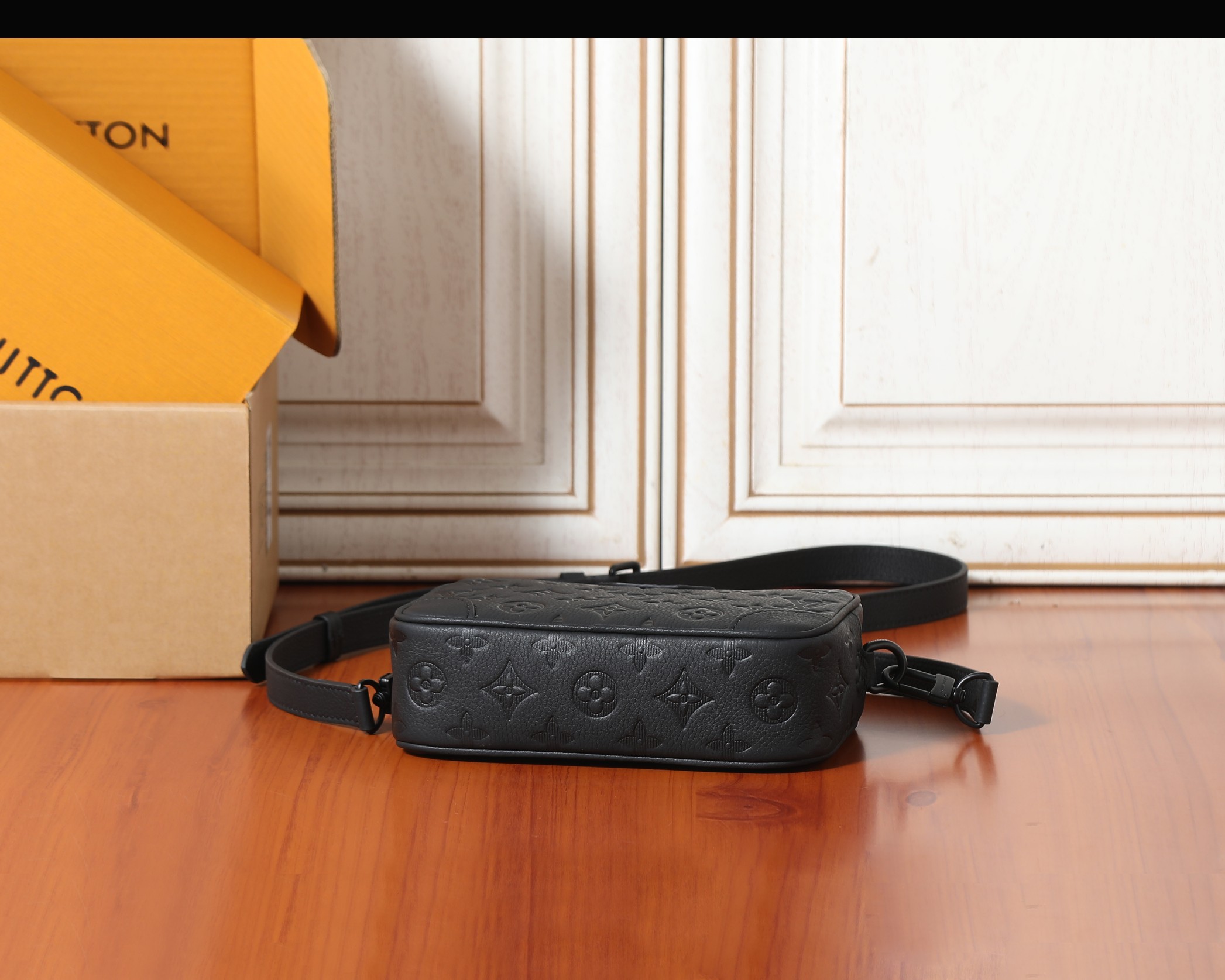 Louis Vuitton Trocadéro Mini Shoulder Bag in Monogram Shadow Leather - Image 7