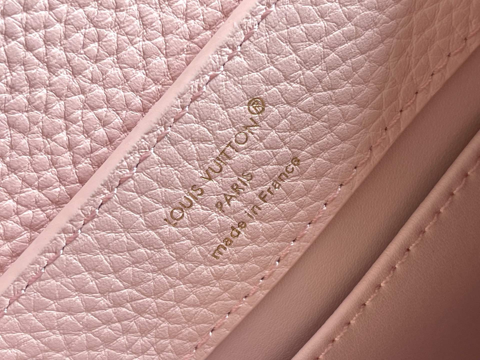 Louis Vuitton Capucines BB Mini Crossbody Bag - Image 7