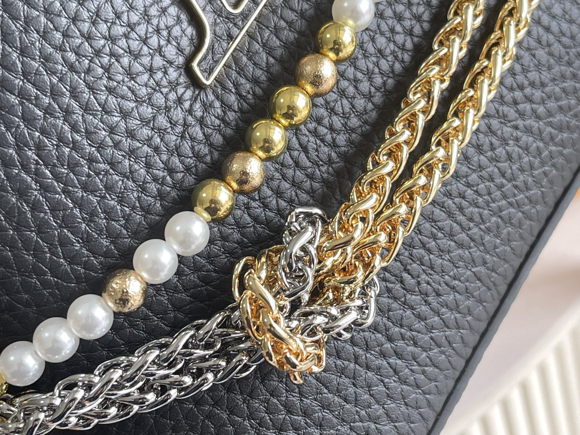 Louis Vuitton Capucines BB Handbag M27308 - Image 7