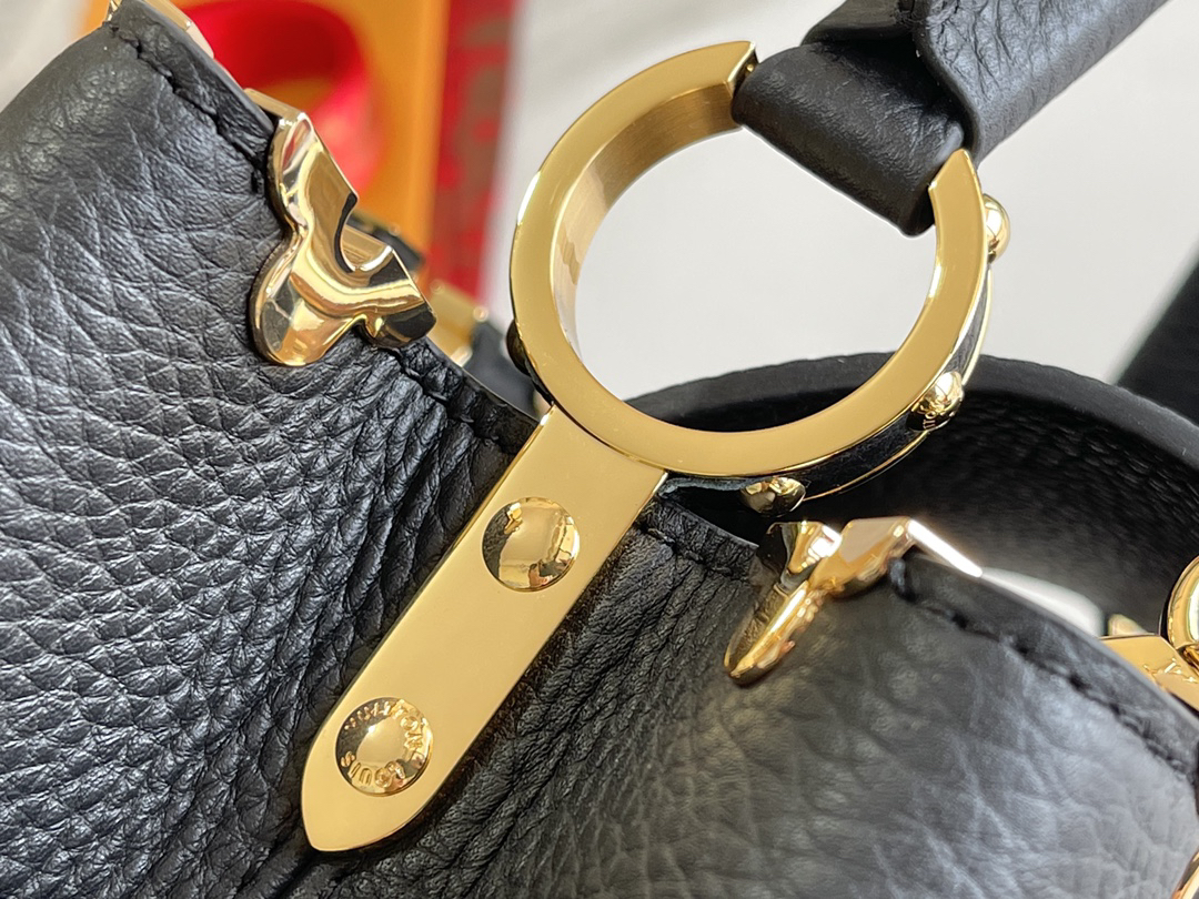 Louis Vuitton Capucines MM Handbag M54663 - Image 7