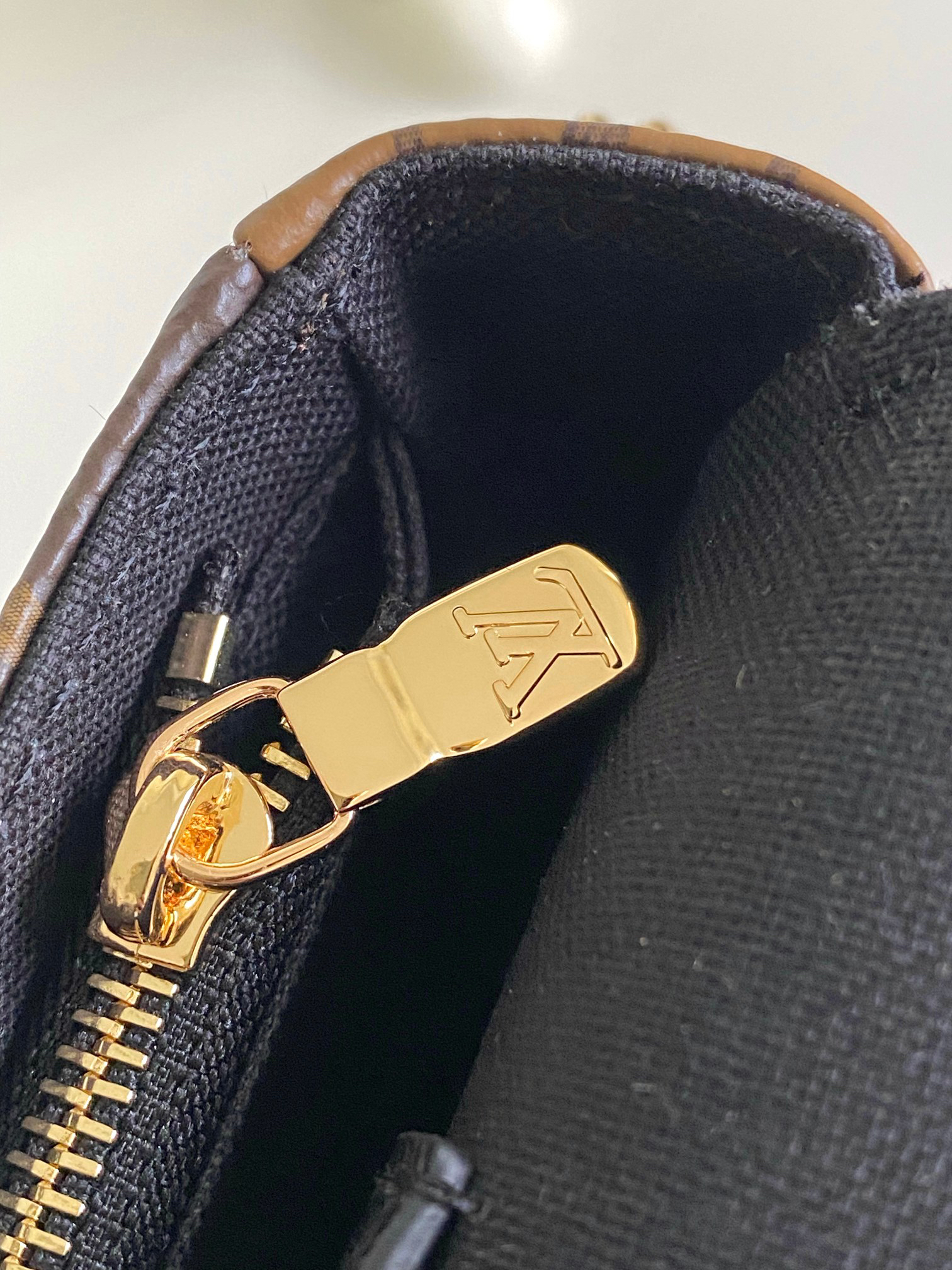 Louis Vuitton Wallet On Chain Ivy Shoulder Bag - Image 7