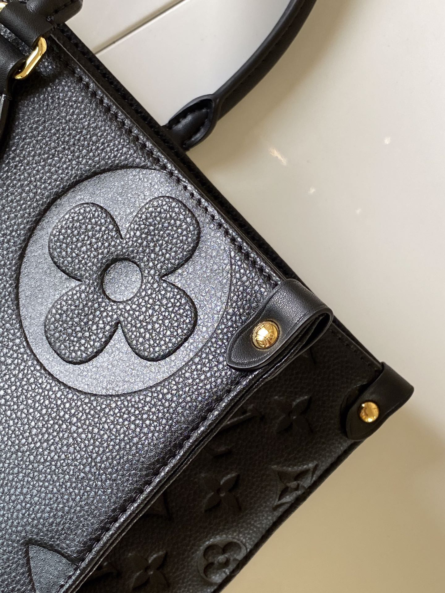 Louis Vuitton OnTheGo Tote Bag M44921 / M44925 - Image 7