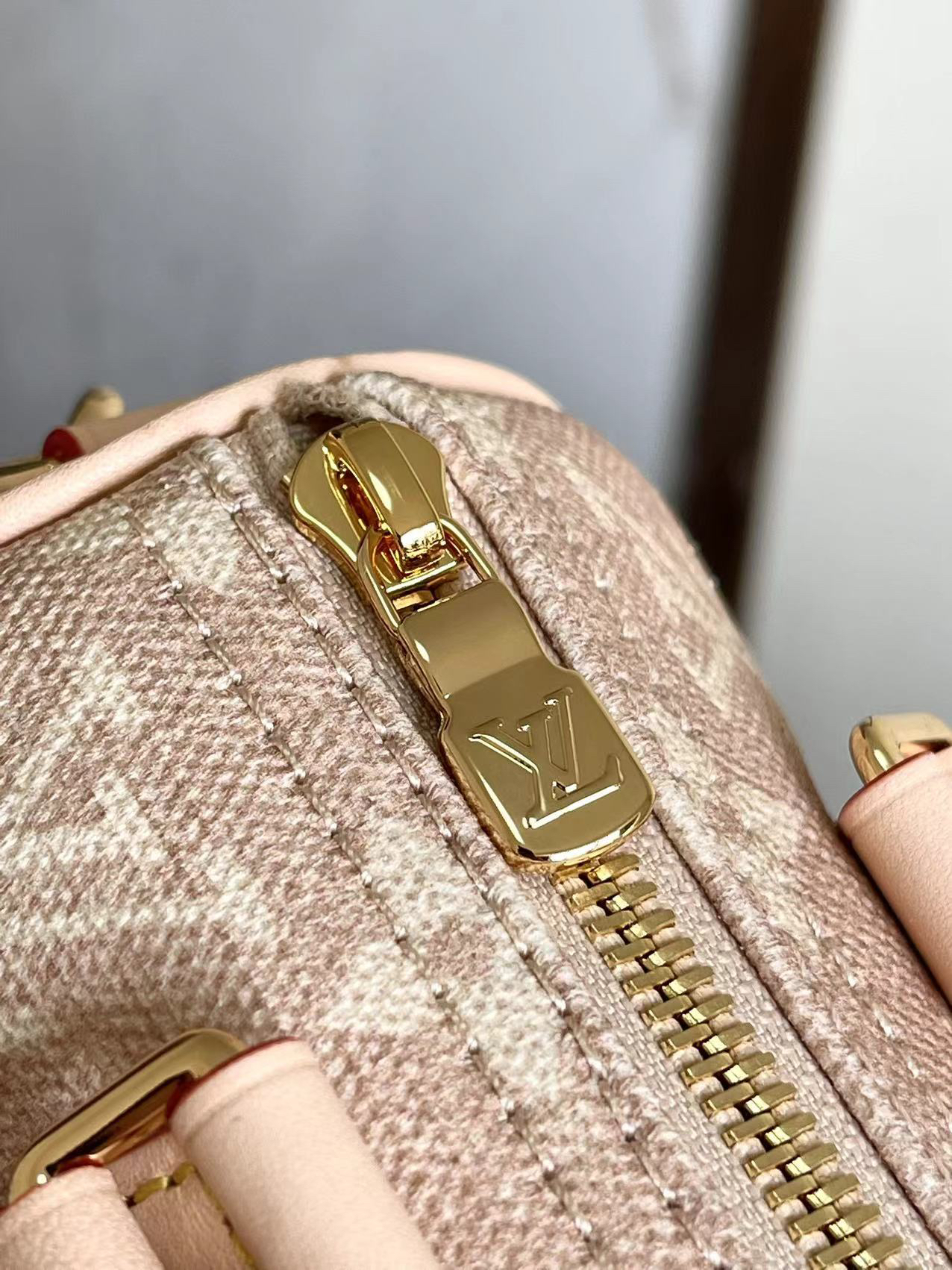 Louis Vuitton Speedy 20 Bandoulière Crossbody Bag M15151 - Image 7