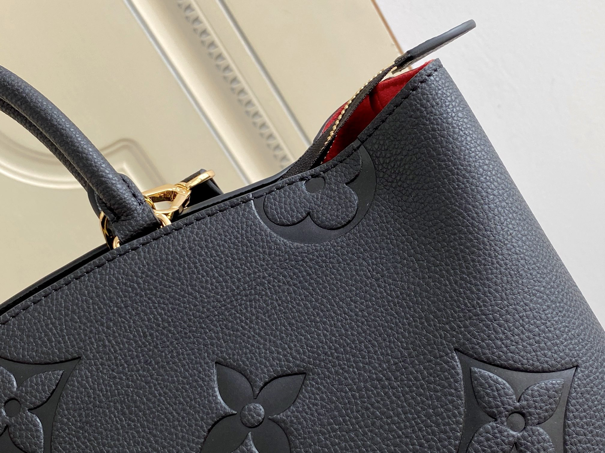 Louis Vuitton Grand Palais Handbag - Image 7