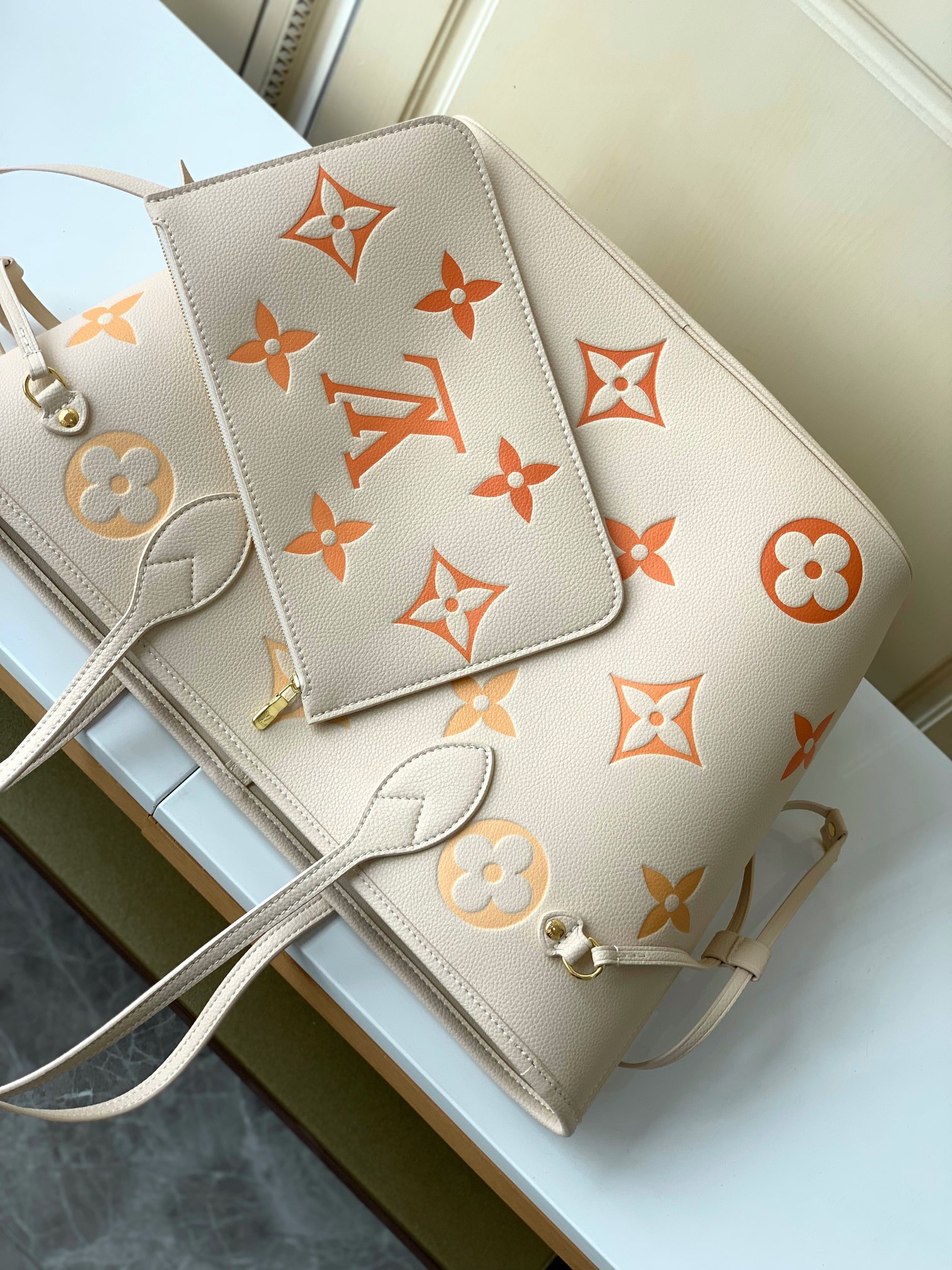 Louis Vuitton Neverfull MM Tote Bag in Monogram Empreinte Leather - Image 7