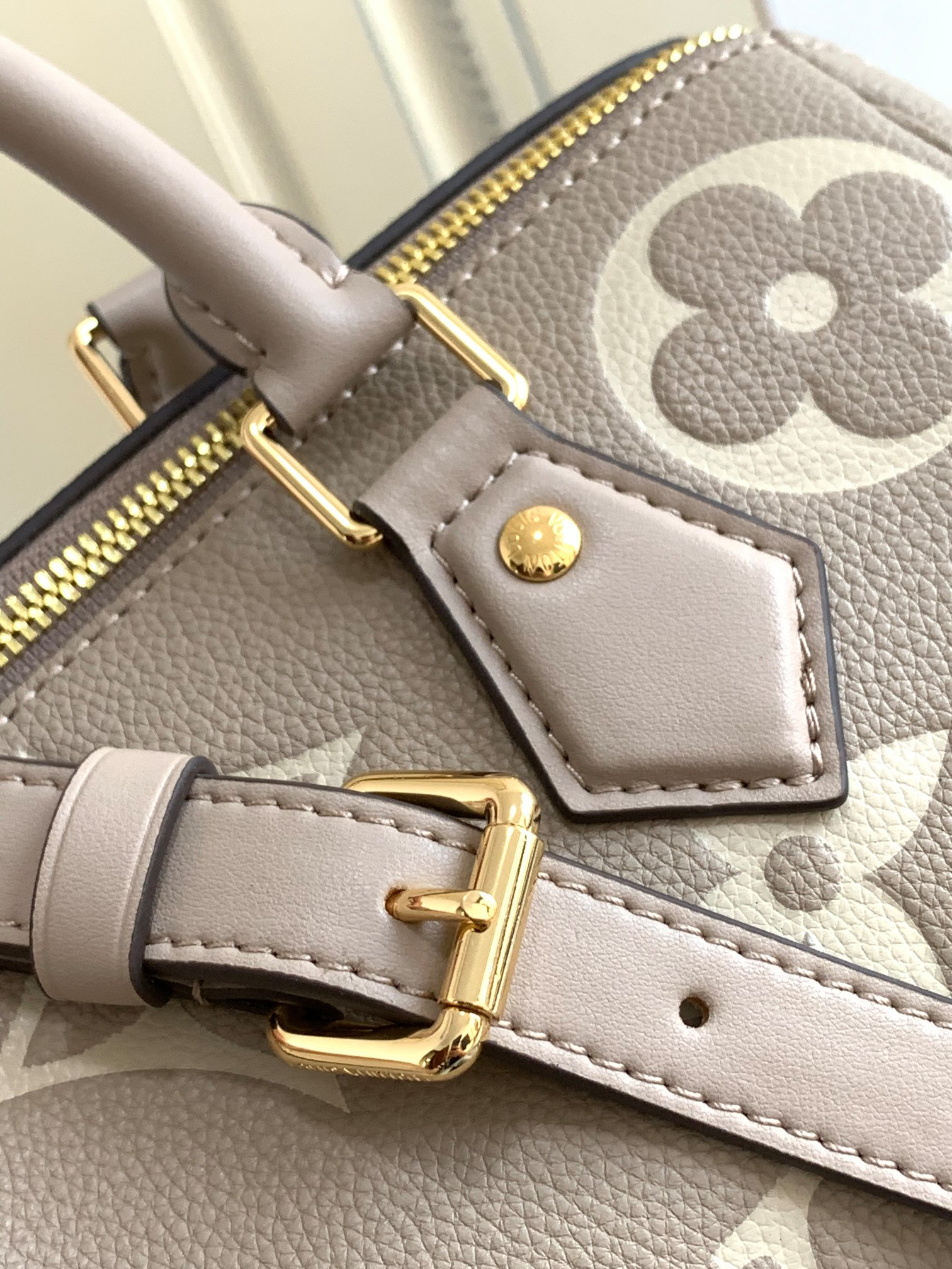 Louis Vuitton Speedy Bandoulière 25 Monogram Empreinte Leather Shoulder Bag - Image 7