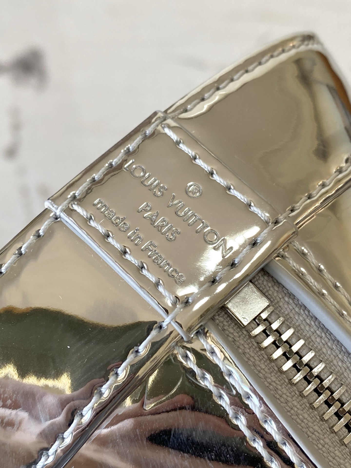 Louis Vuitton Alma BB Monogram Miroir Silver Handbag - Image 7