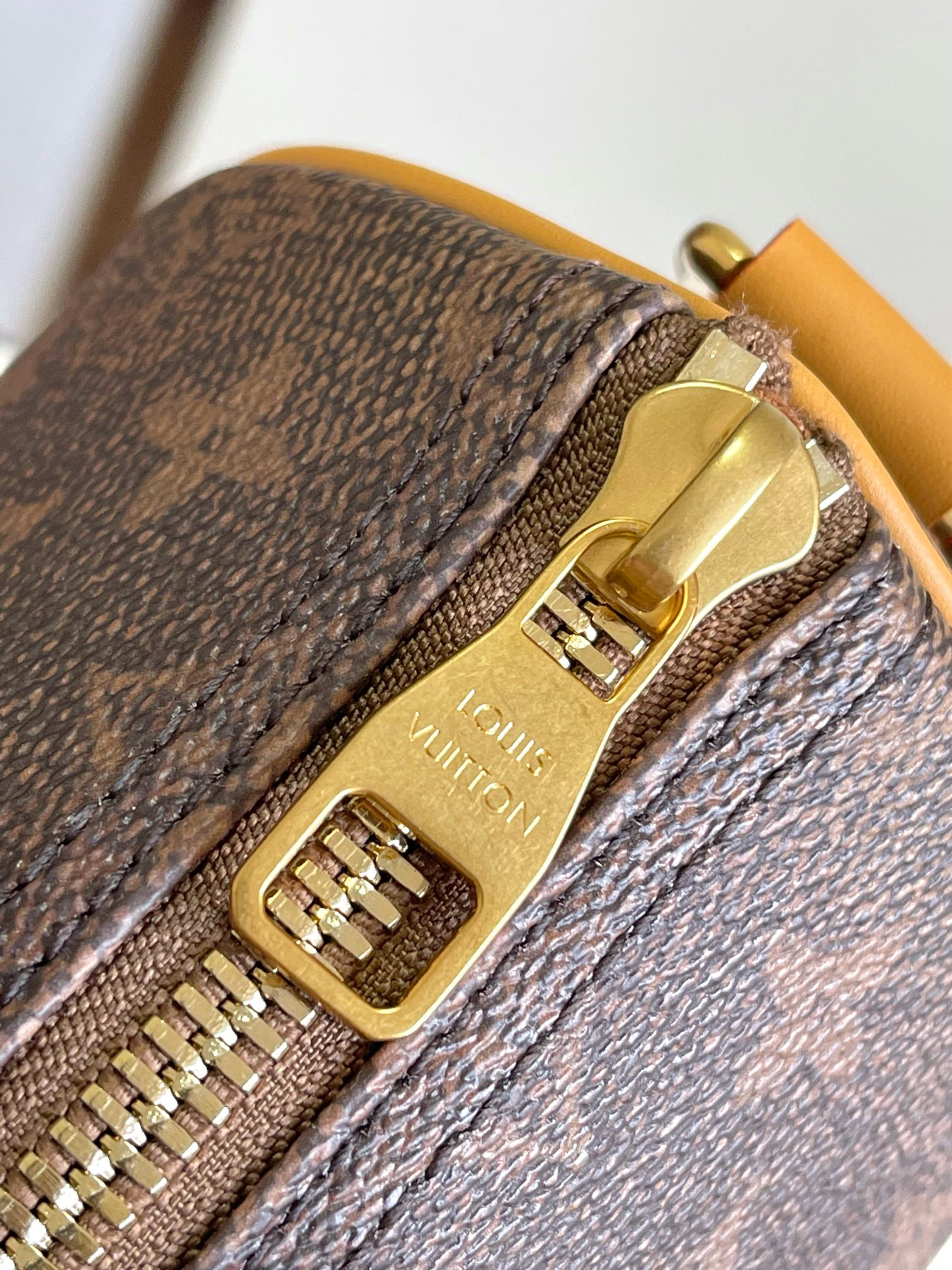 Louis Vuitton Keepall Bandoulière 25 Monogram Dust Travel Bag - Image 7
