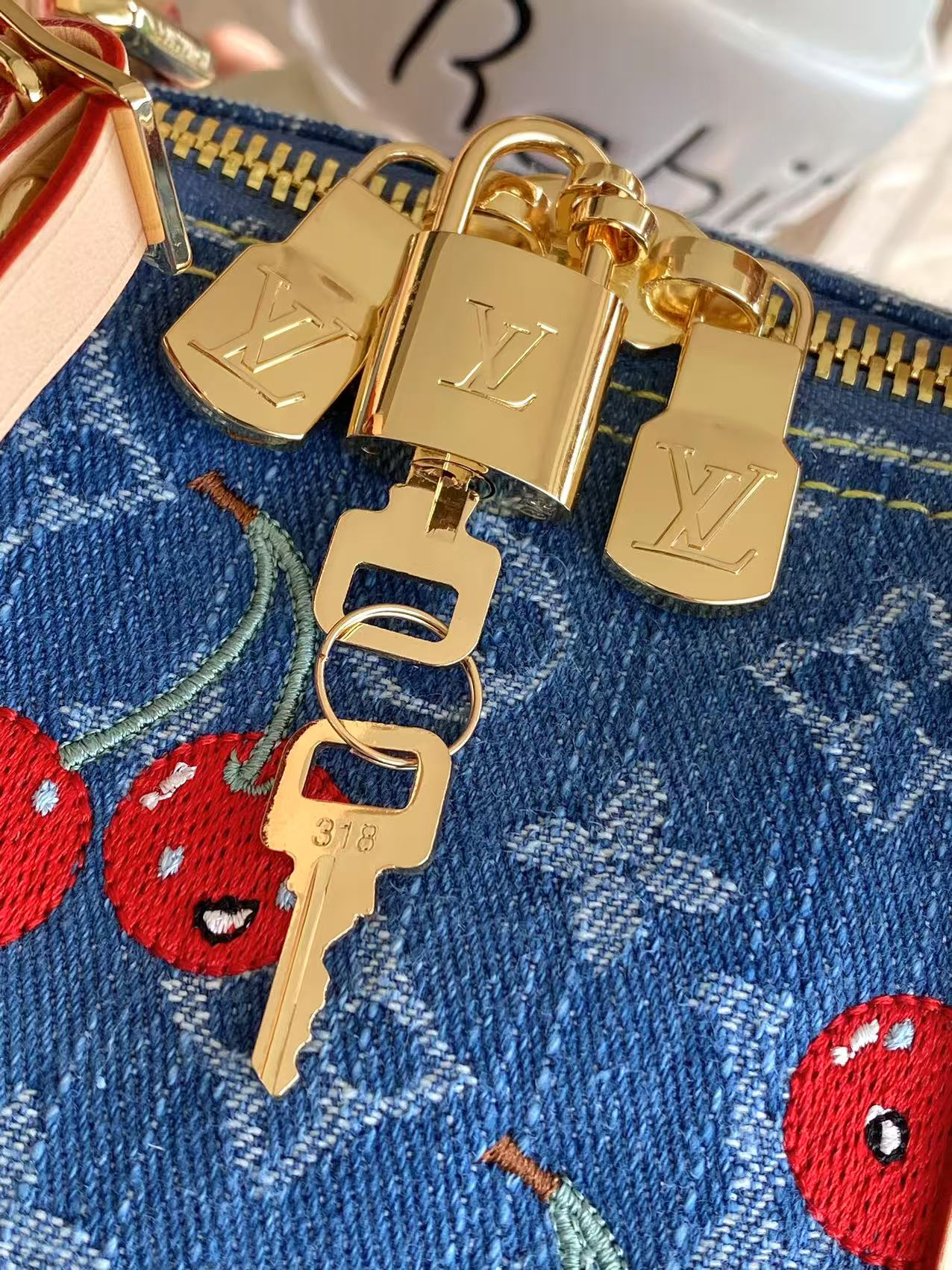 Louis Vuitton x Takashi Murakami Keepall Bandoulière 45 Travel Bag - Image 7