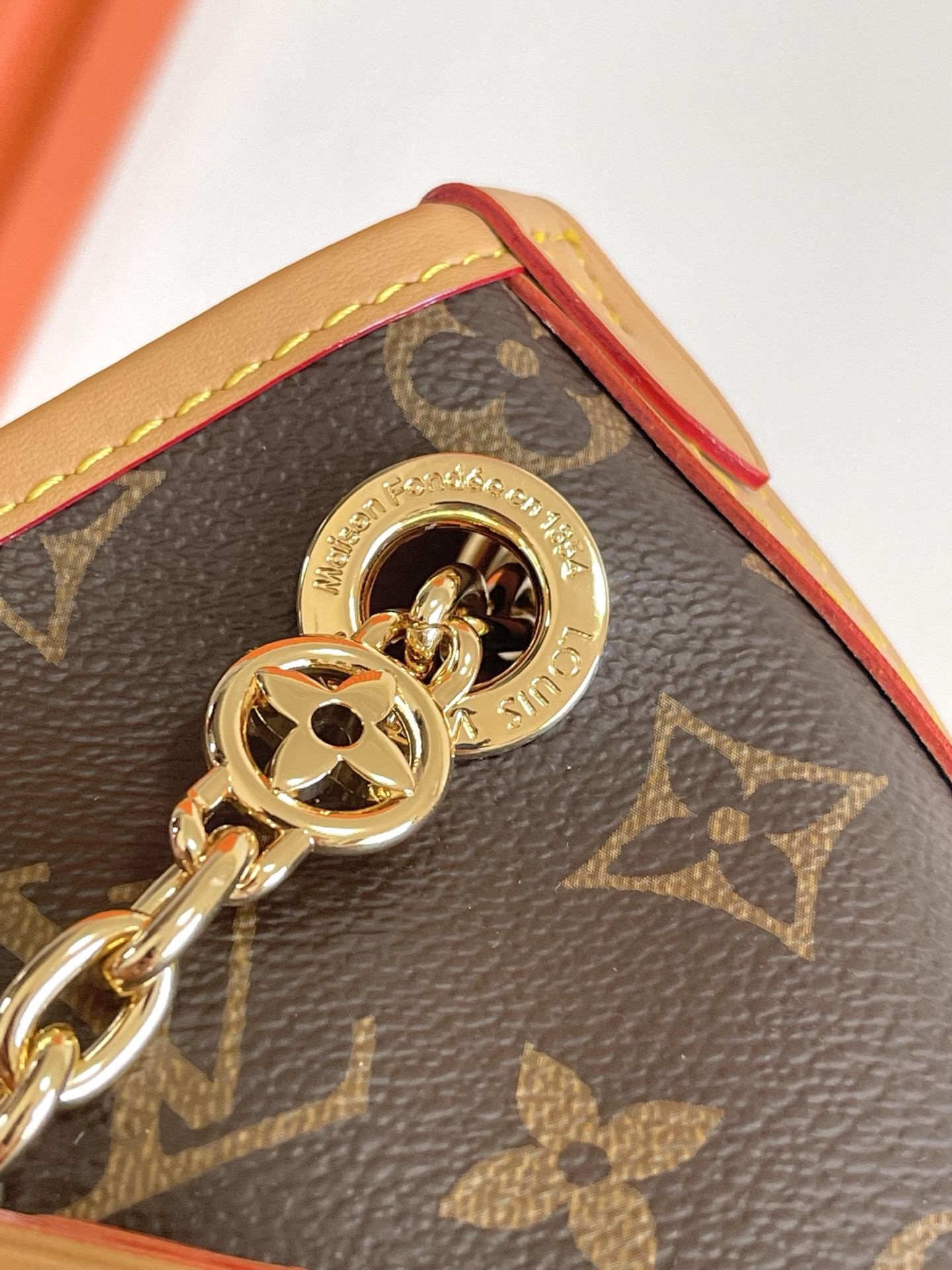Louis Vuitton CarryAll BB Monogram Canvas Chain Bag - Image 7