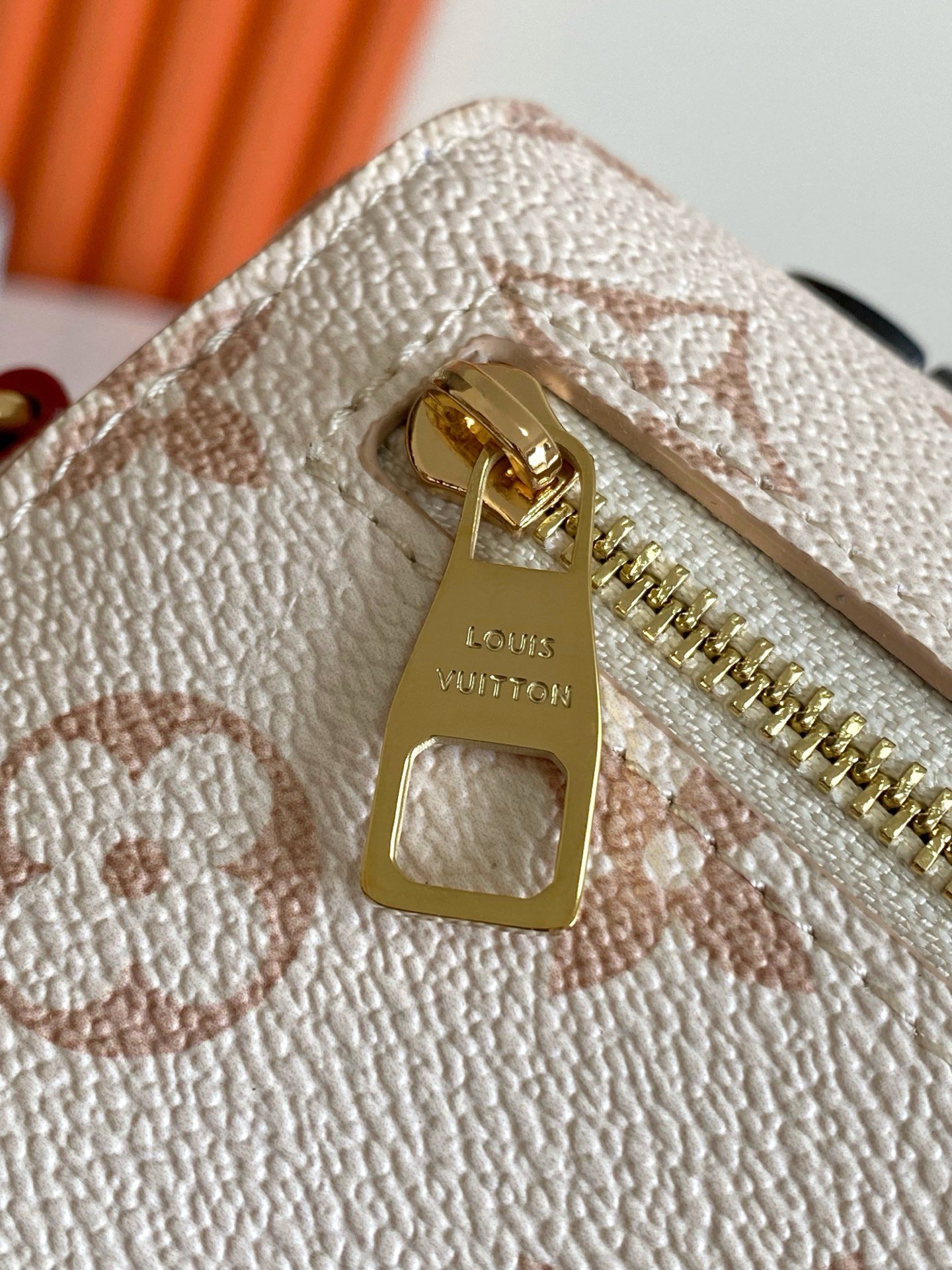 Louis Vuitton Pochette Métis EastWest Shoulder Bag M46914 - Image 7