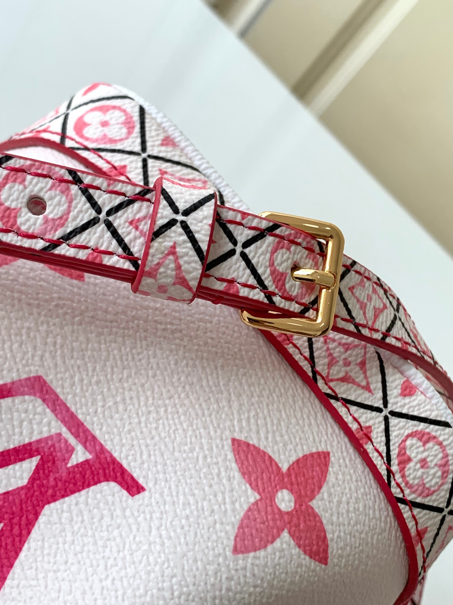 Louis Vuitton Nano Noé M Crossbody Bag - Image 7