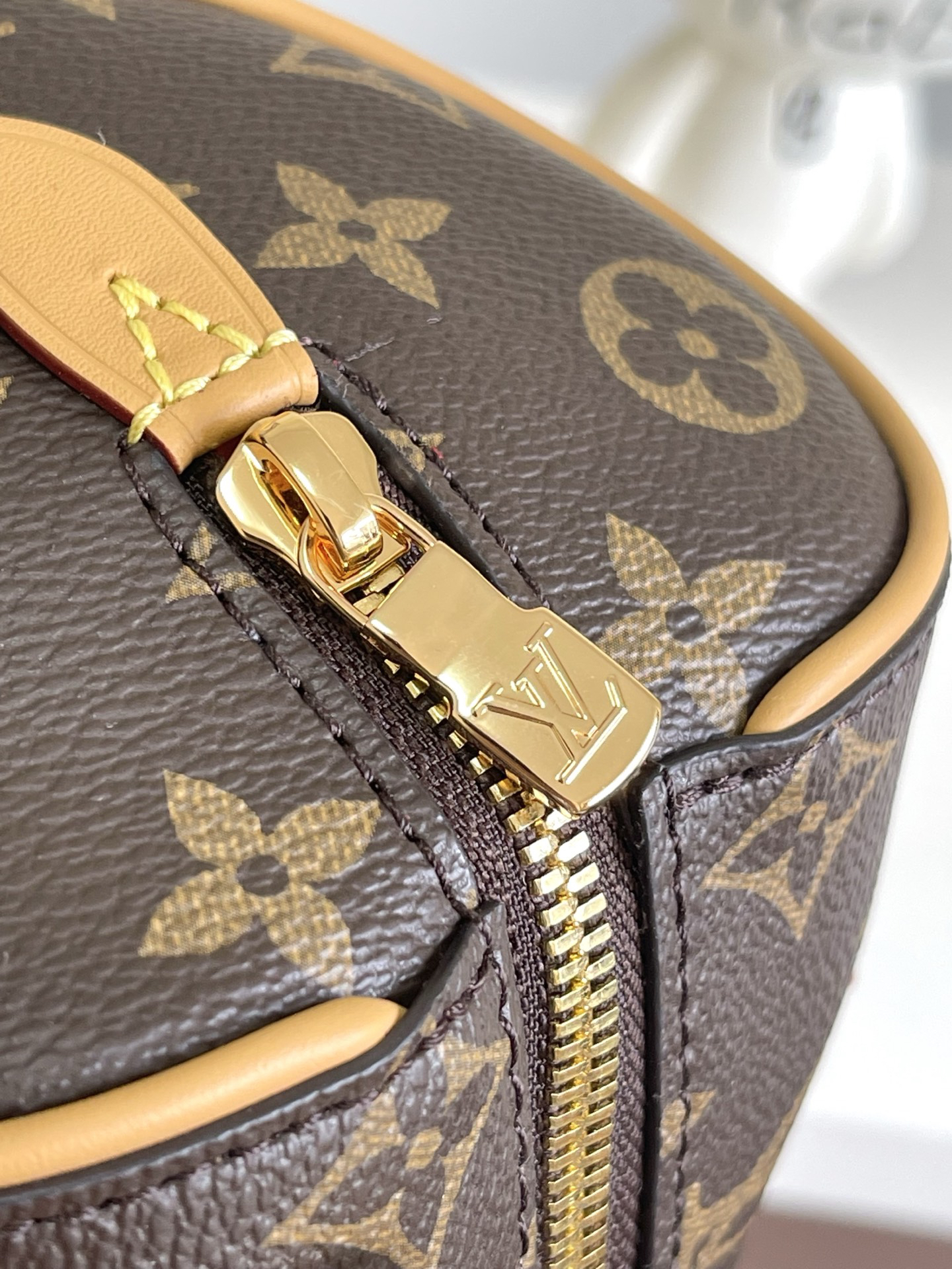 Louis Vuitton Nano Speedy M13226 Crossbody Bag - Image 7