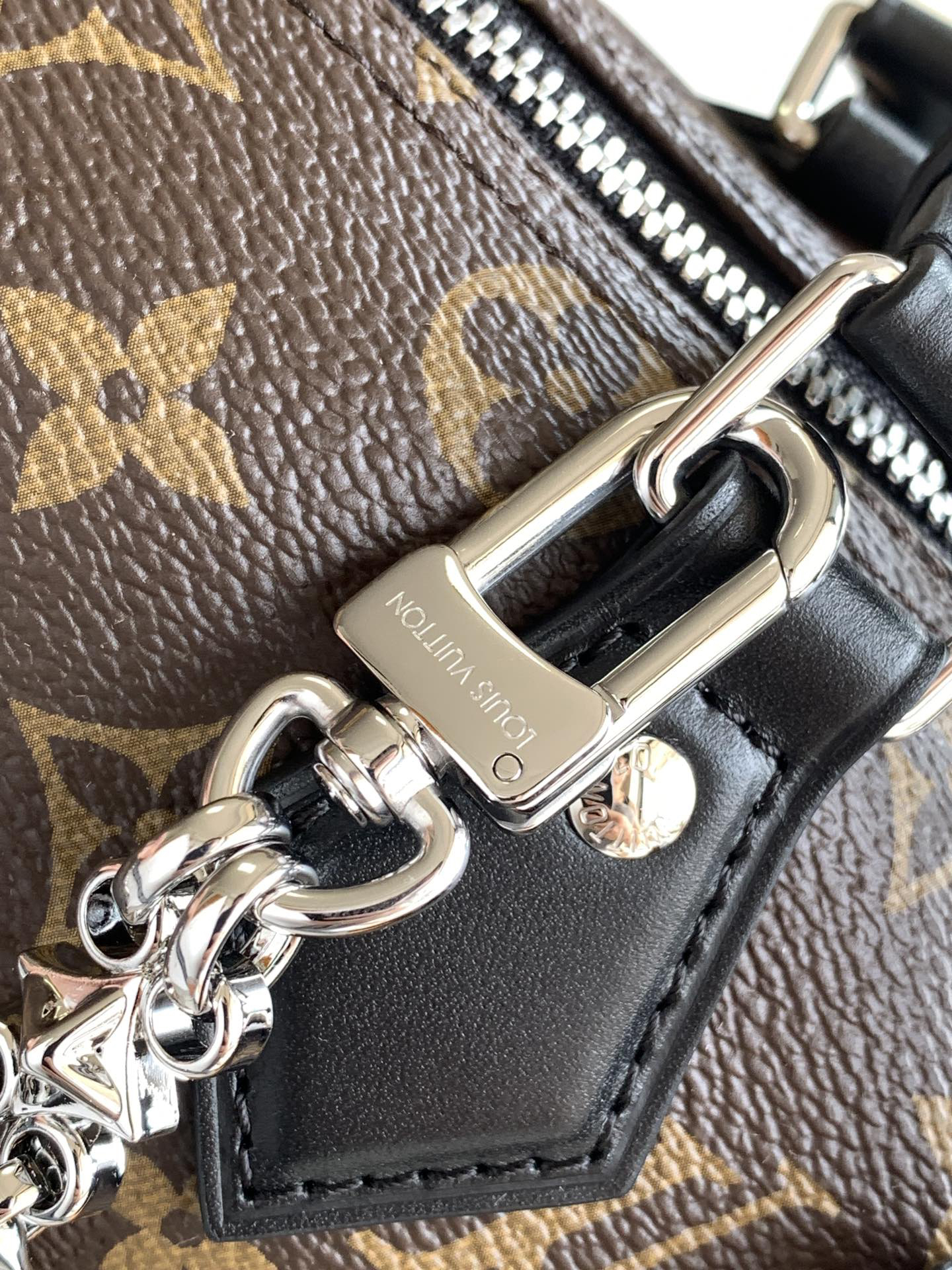 Speedy Soft 30 Handbag - Image 7