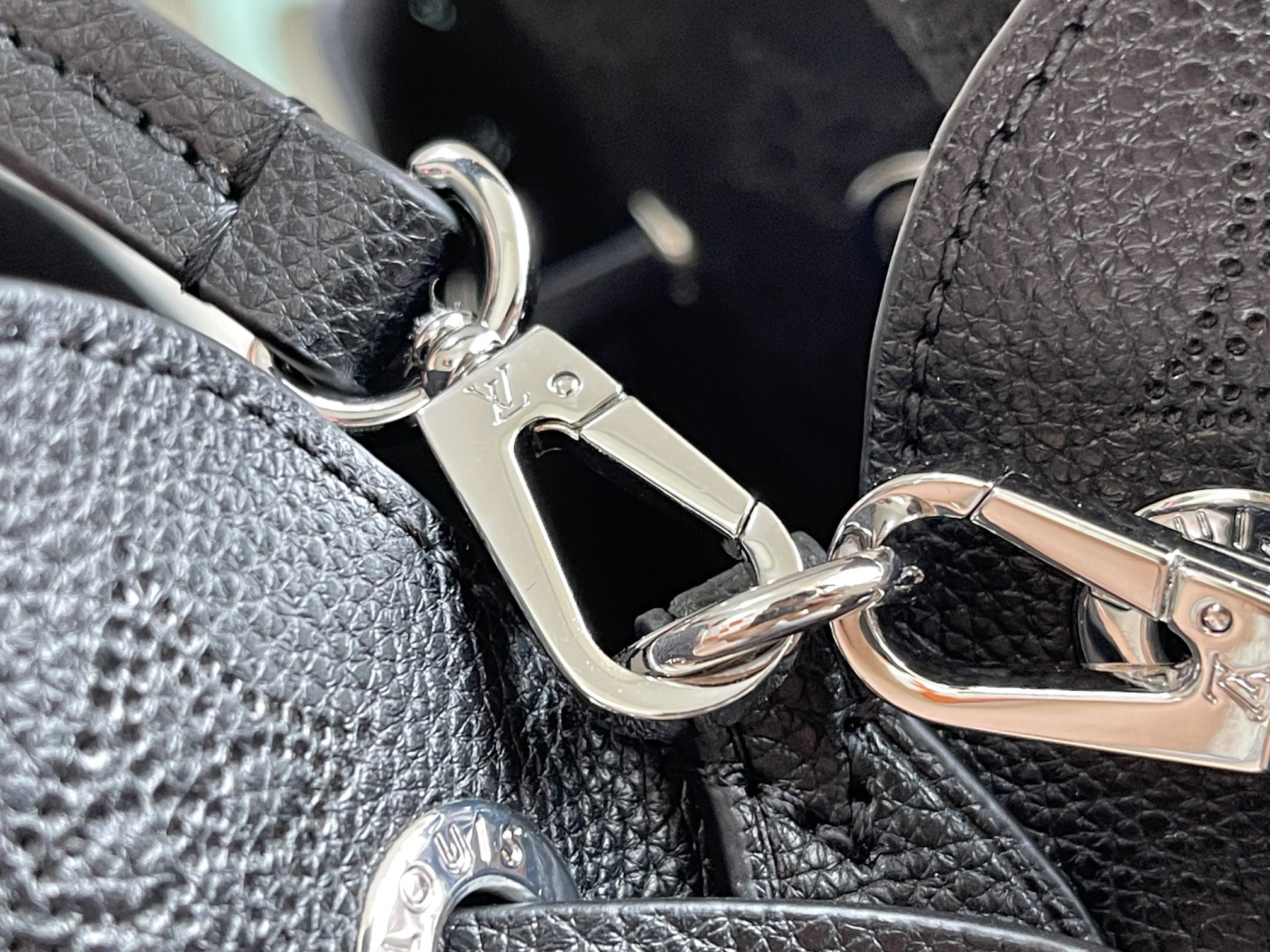 Louis Vuitton Bella Monogram Perforated Calfskin Bucket Bag - Image 7