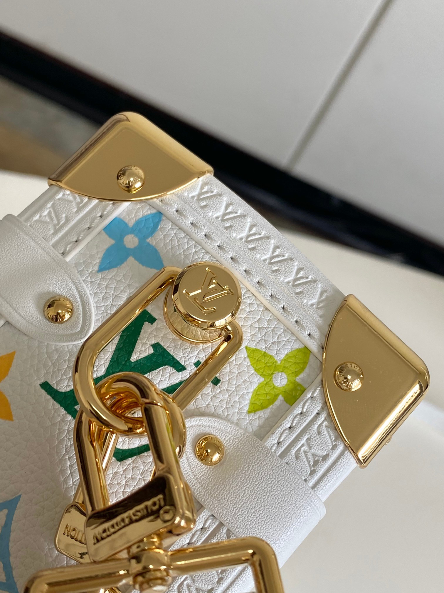 Side Trunk Medium Handbag - Image 7