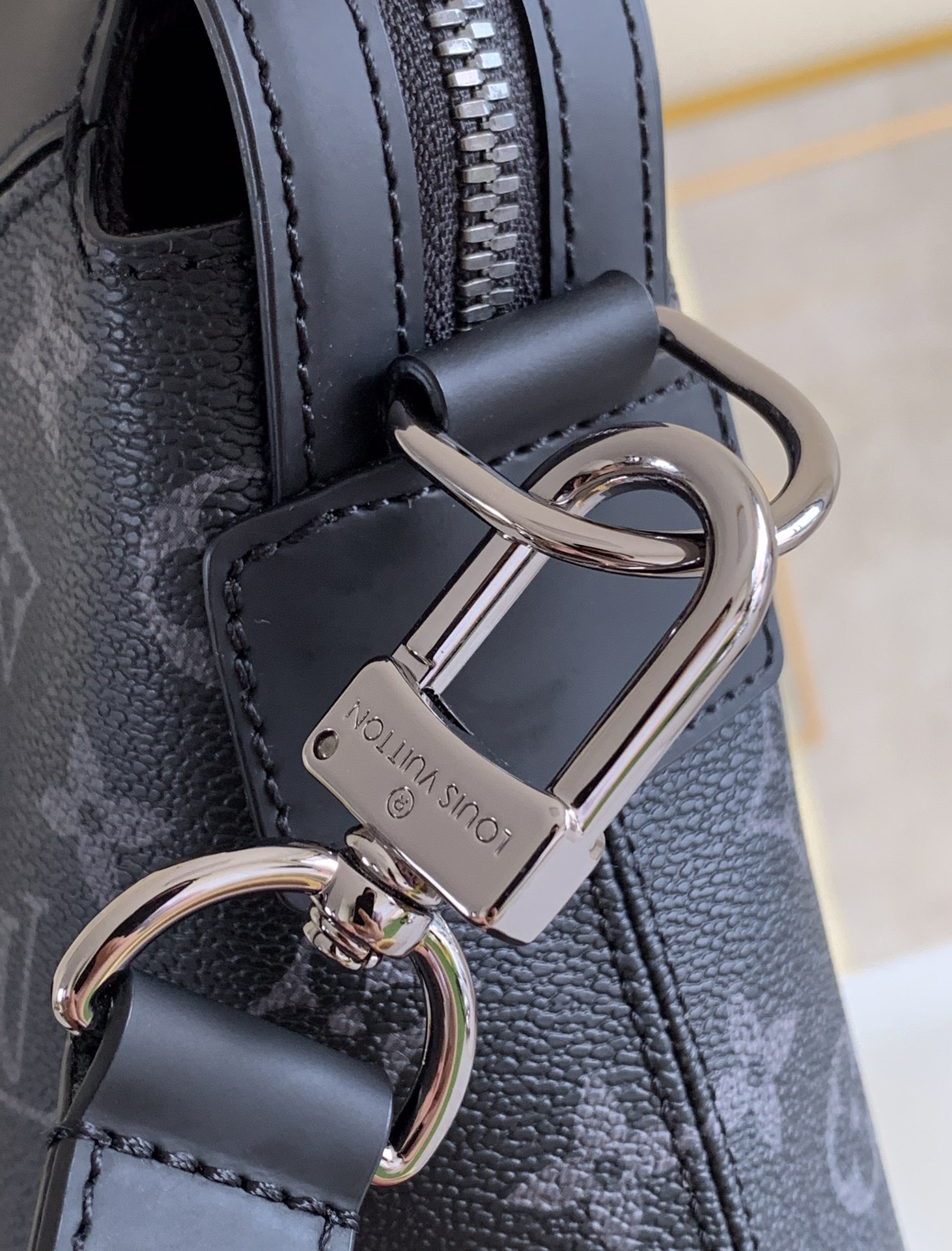 Louis Vuitton x Hiroshi Fujiwara Lightning Series Men's Briefcase - Image 7