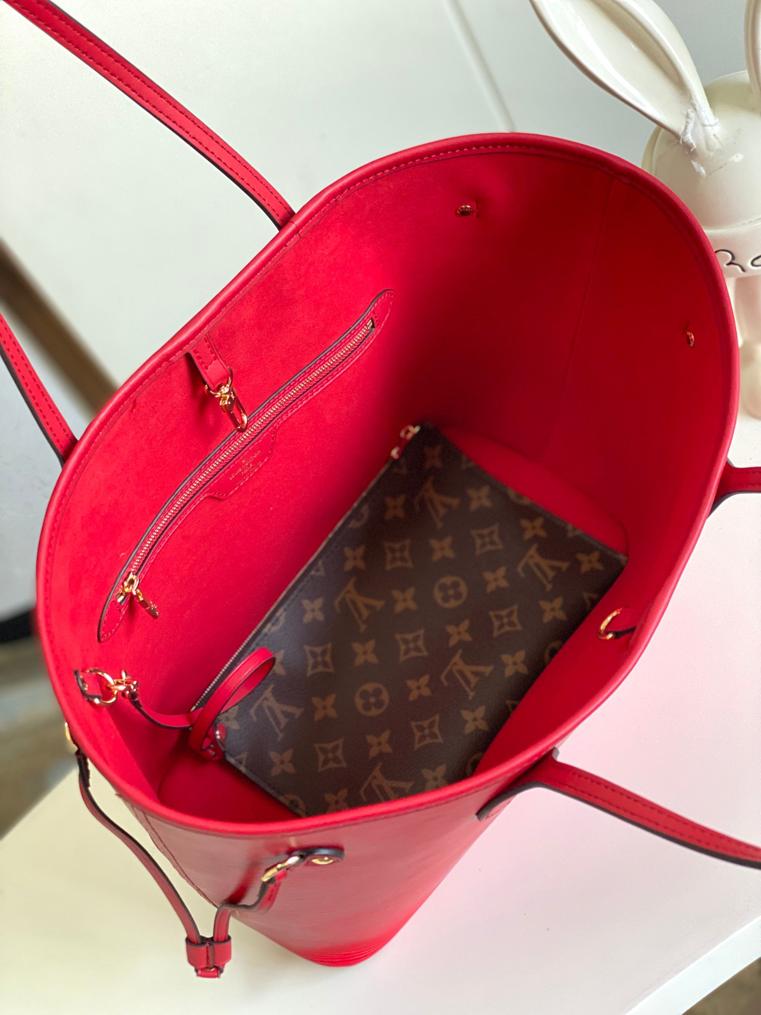 Louis Vuitton Neverfull Medium Tote Bag in Epi Leather - Image 7