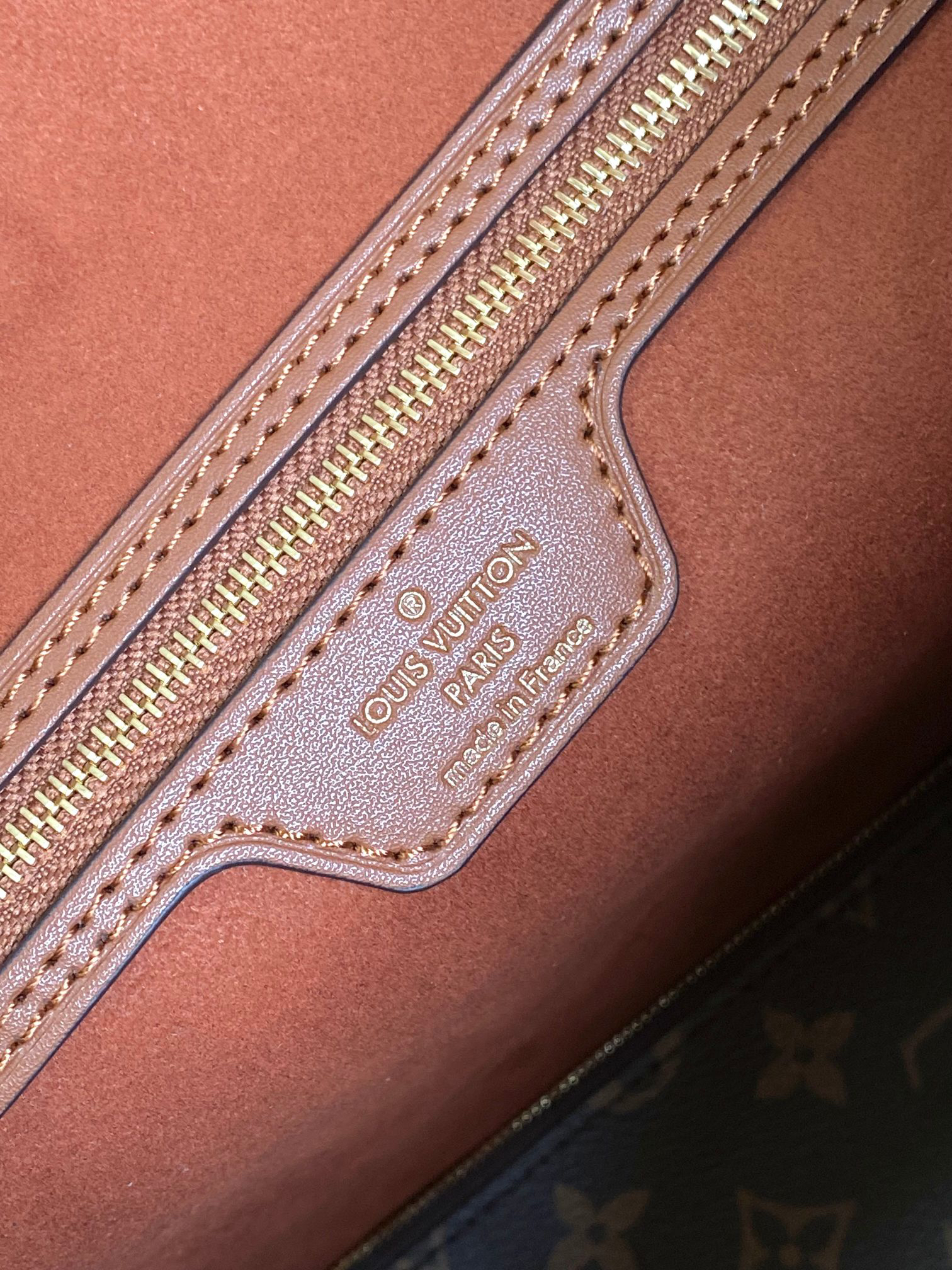 Louis Vuitton Neverfull MM Epi Leather Tote Bag - Image 7