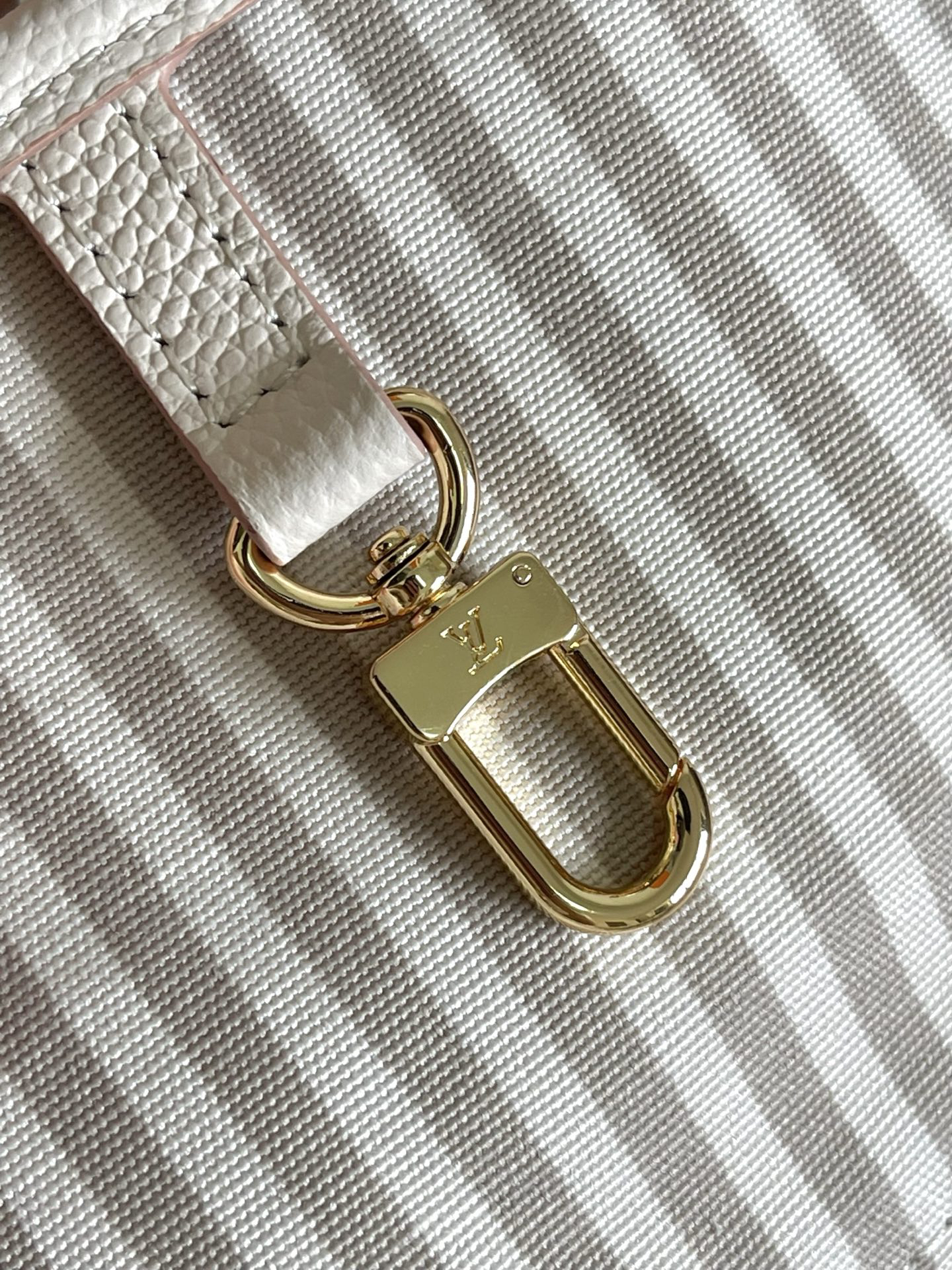 Neverfull MM Monogram Empreinte Leather Tote Bag - Image 7