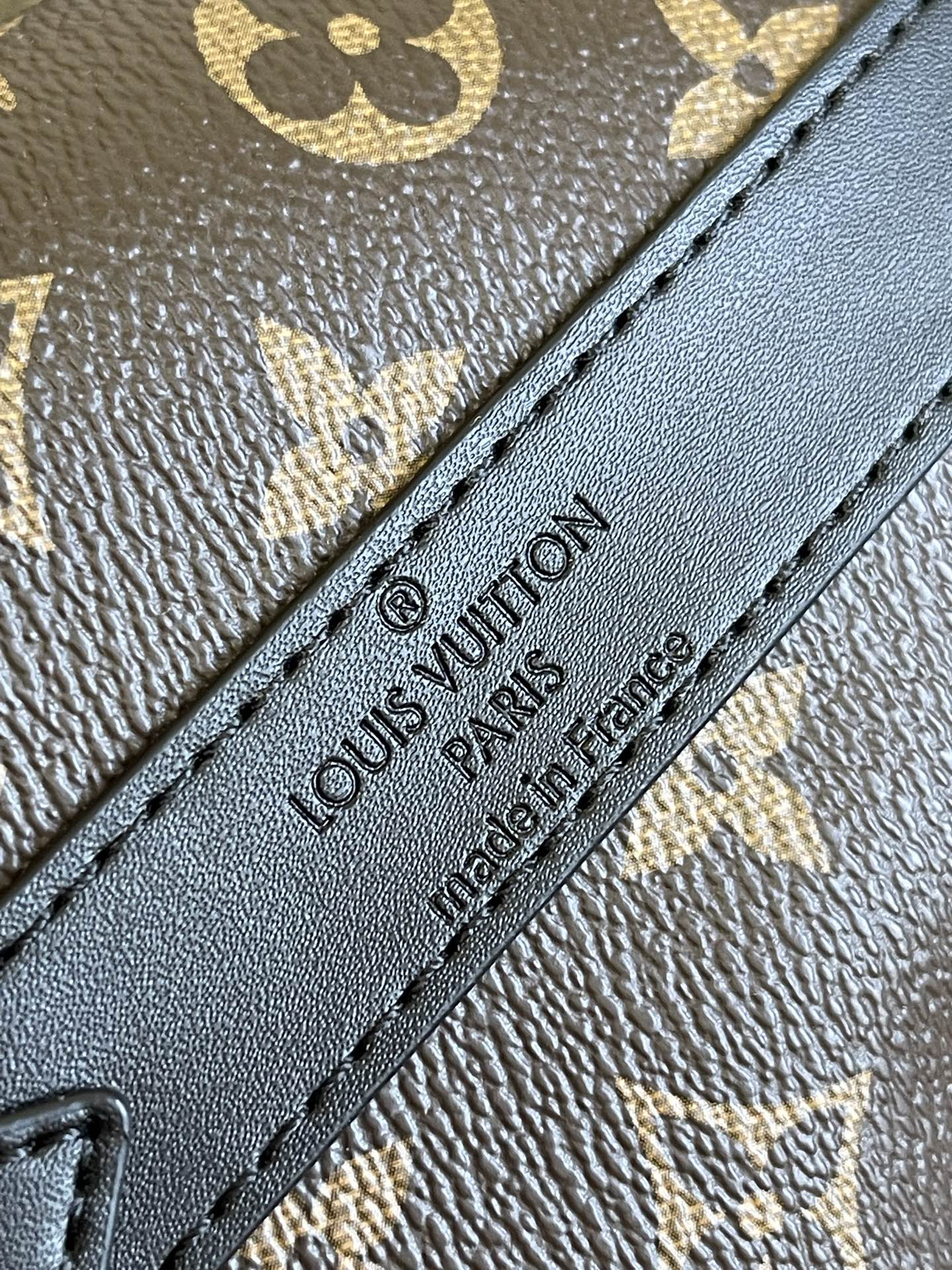 Louis Vuitton Week-End Tote Large M45733 - Image 7