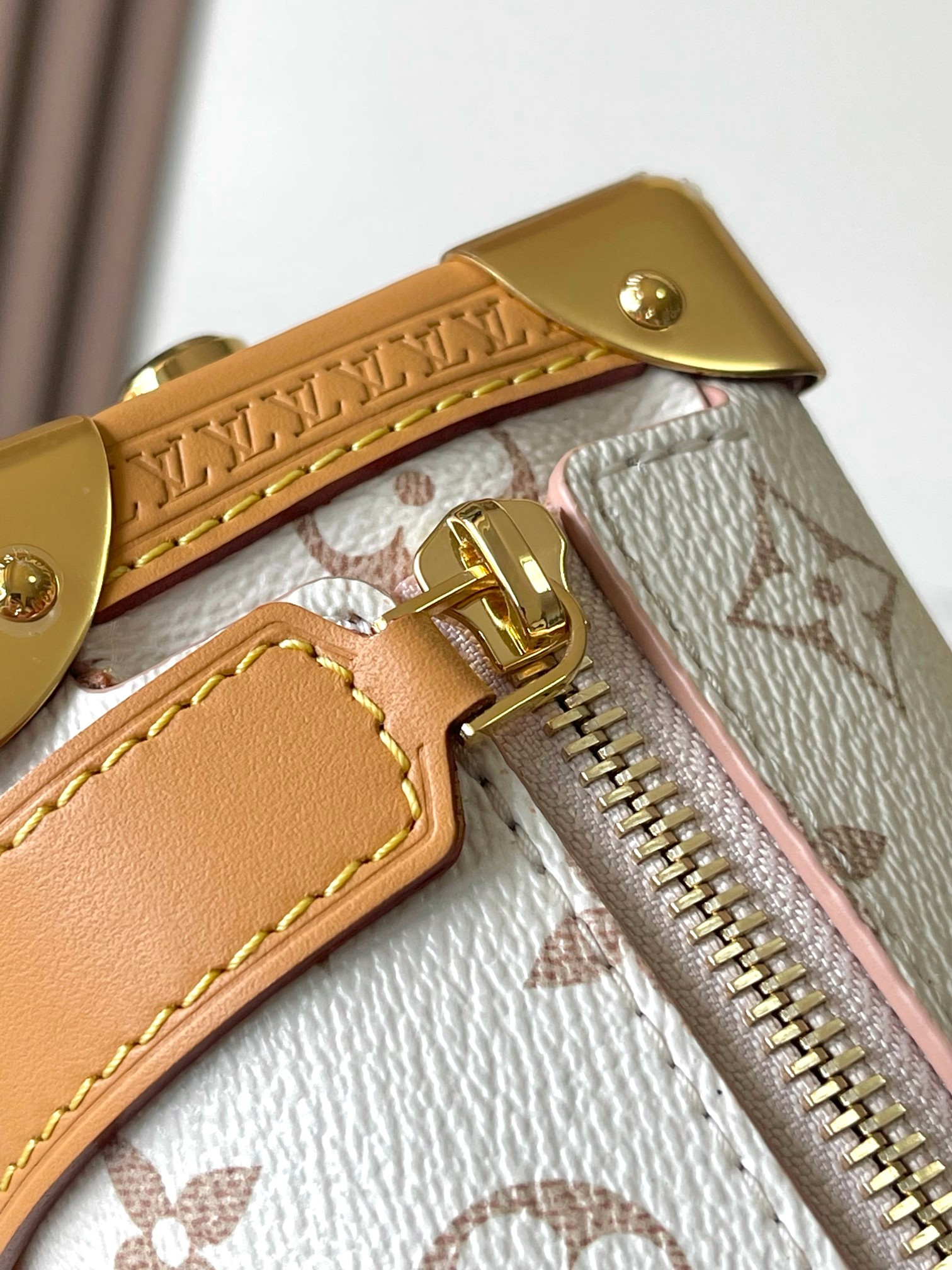 SIDE TRUNK Medium Crossbody Bag - Image 7