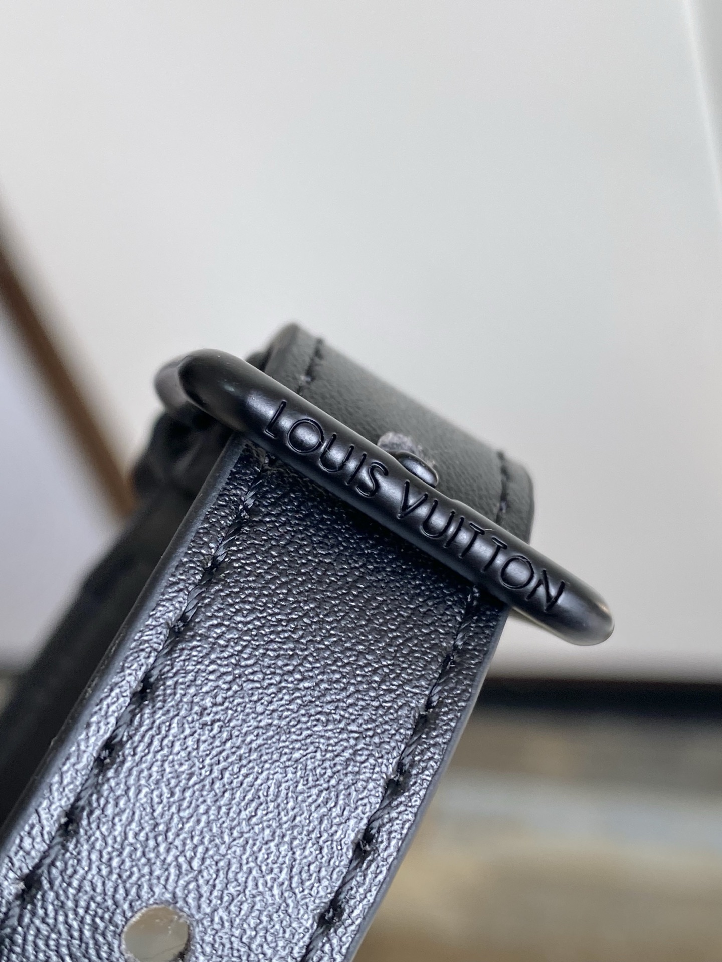 Louis Vuitton Medium Handbag - Image 7