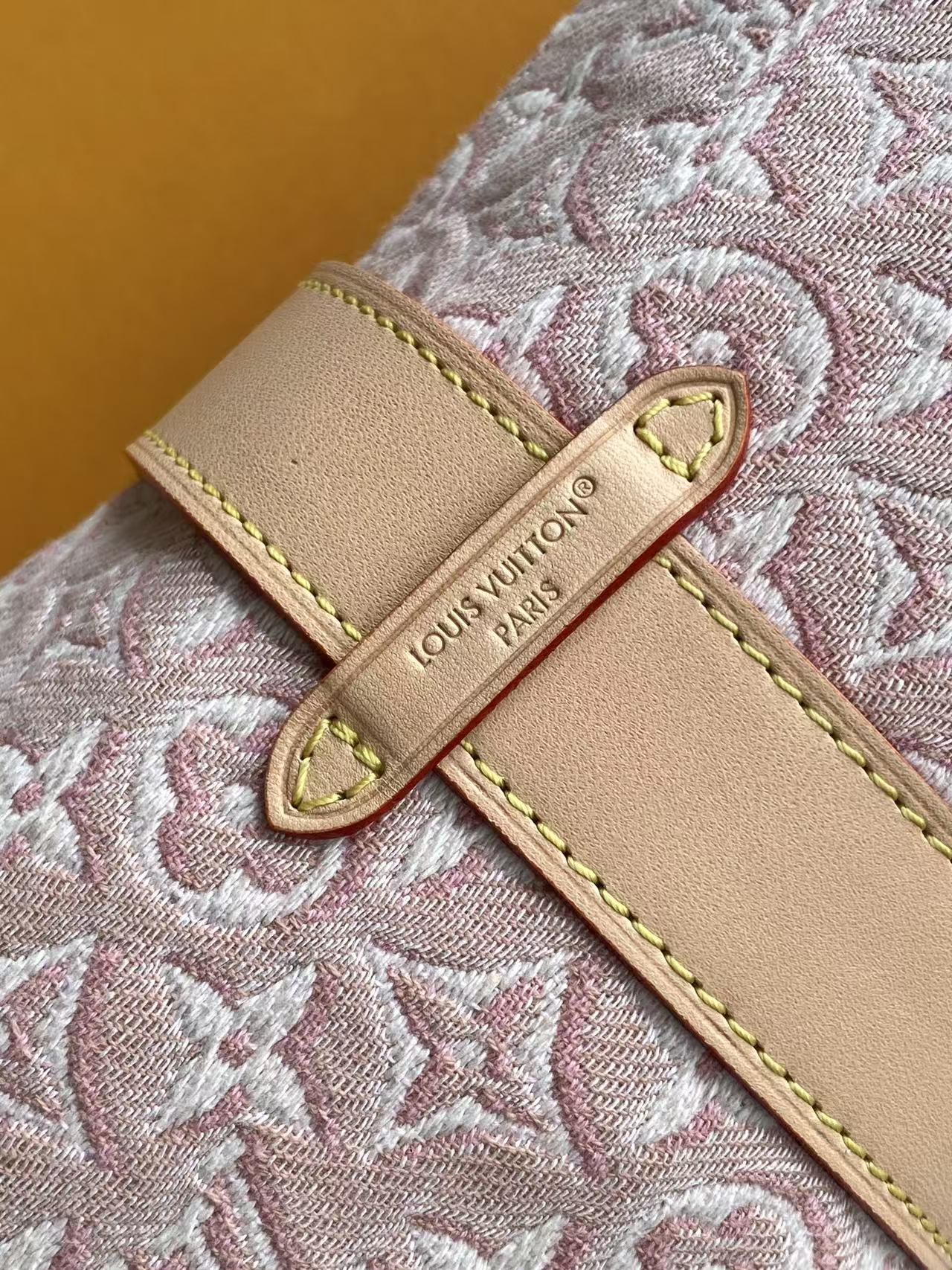 Louis Vuitton Pochette Mia Monogram Emblème Shoulder Bag in Pink Jacquard - Image 7