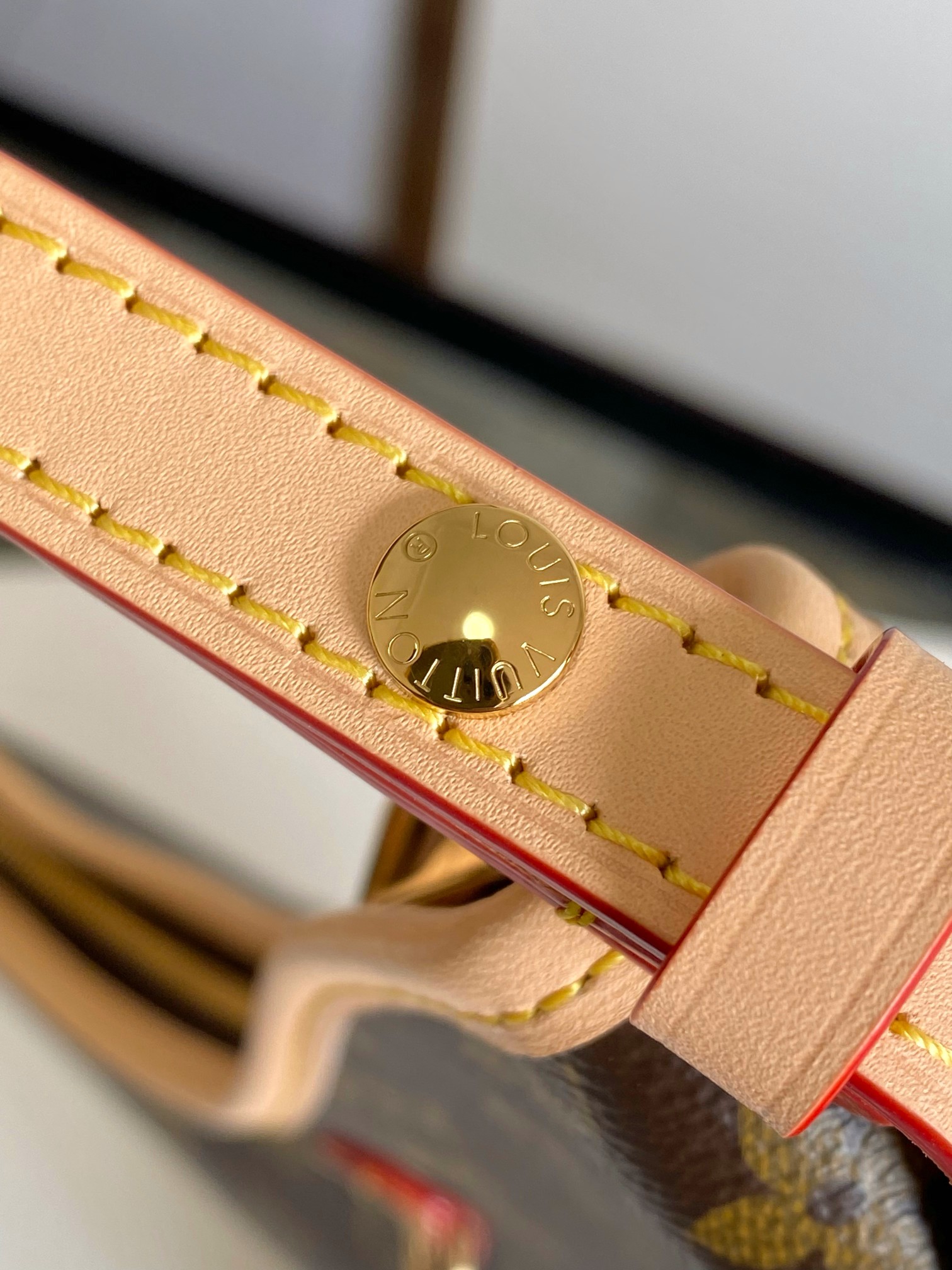 Louis Vuitton Lineup Monogram Tote Bag M27335 - Image 7