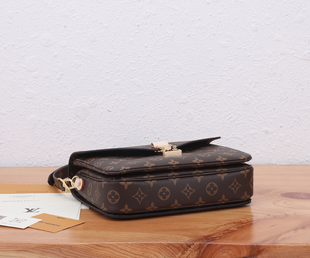 Louis Vuitton Pochette Métis Crossbody Handbag - Image 7