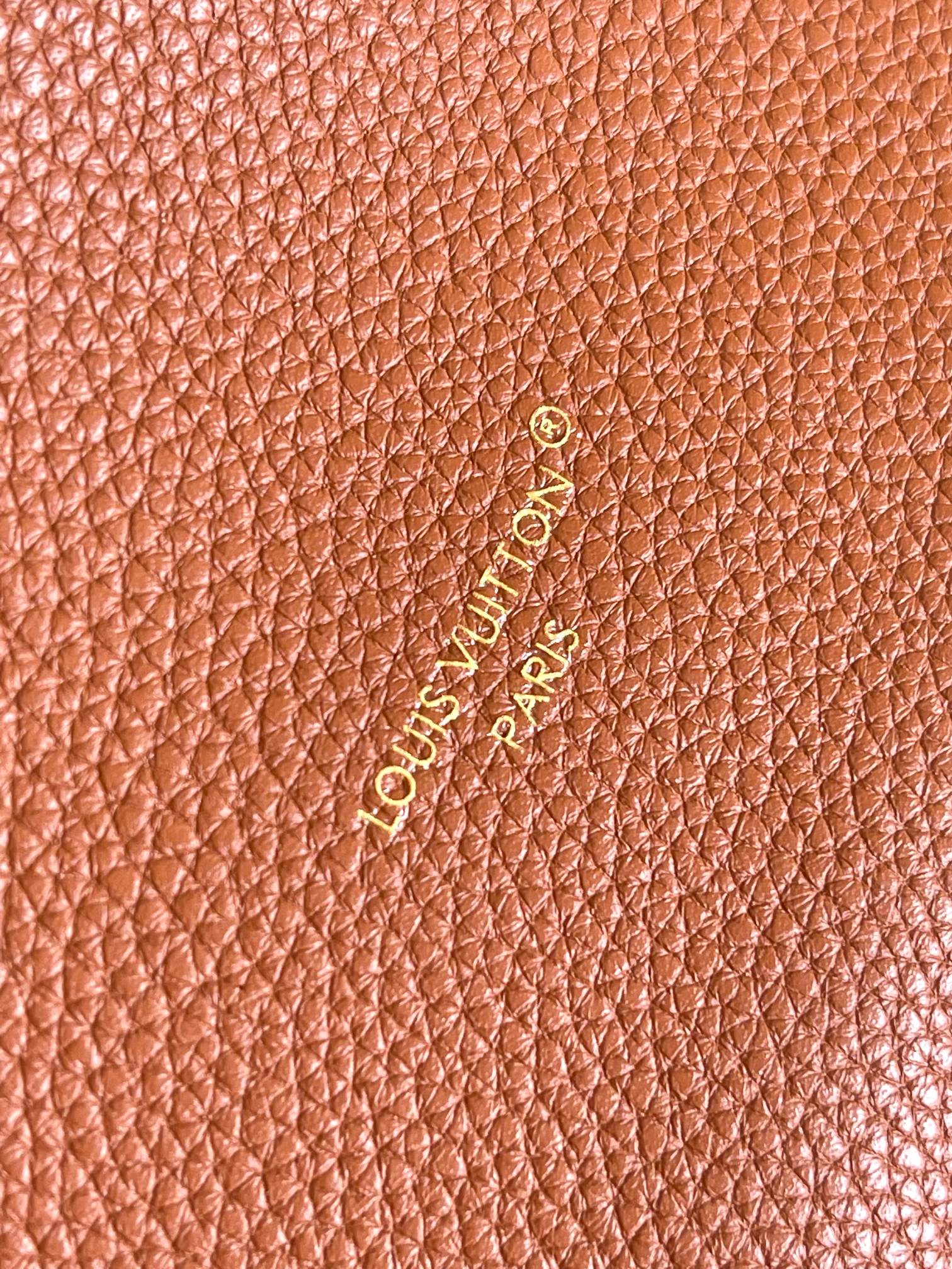 Medium Neverfull Tote in Damier Azur Canvas - Image 7