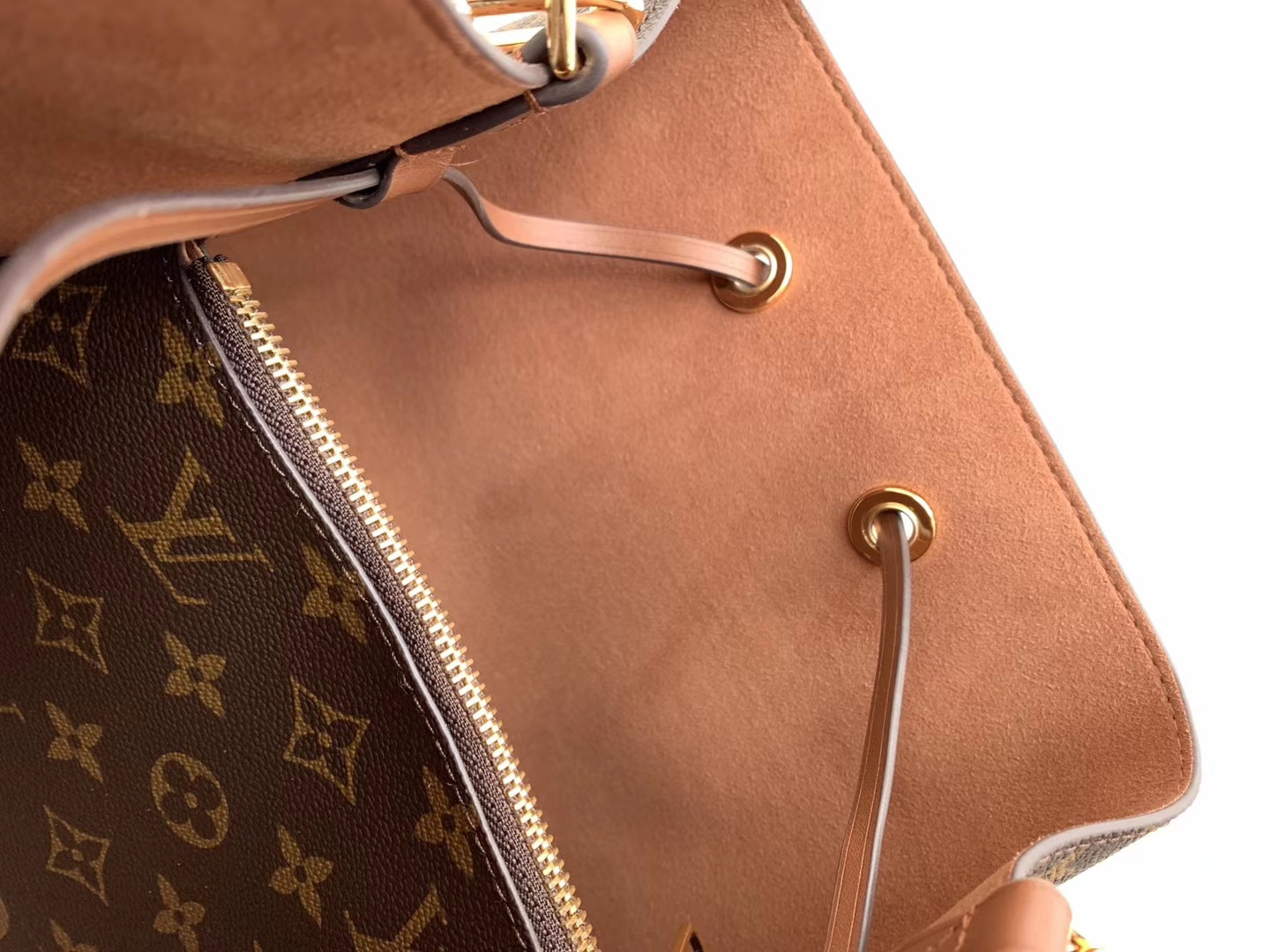 Louis Vuitton Néonoé Bucket Bag - Image 7