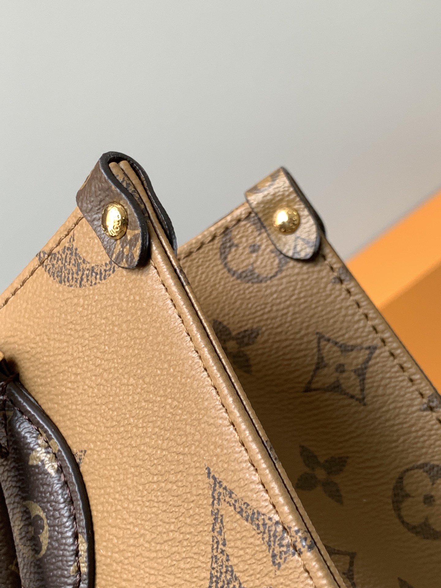 Louis Vuitton OnTheGo Small Handbag M46373 - Image 7