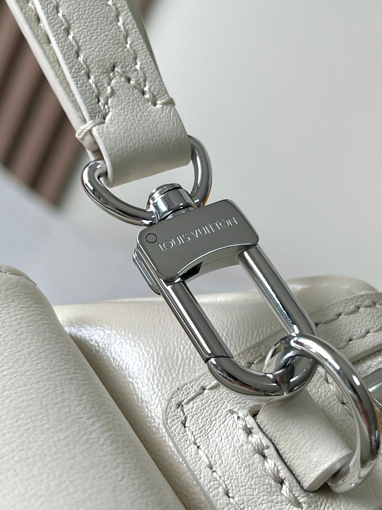 Louis Vuitton Speedy Cargo Handbag M12965 - Image 7