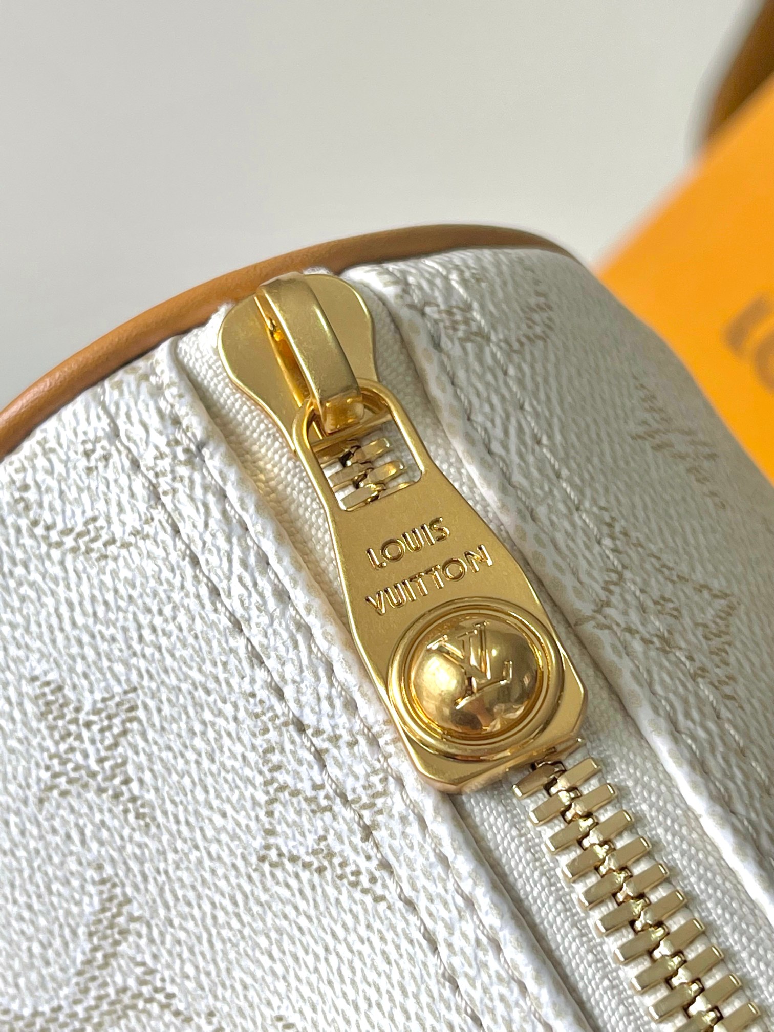 Keepall Bandoulière 25 Handbag - Image 7