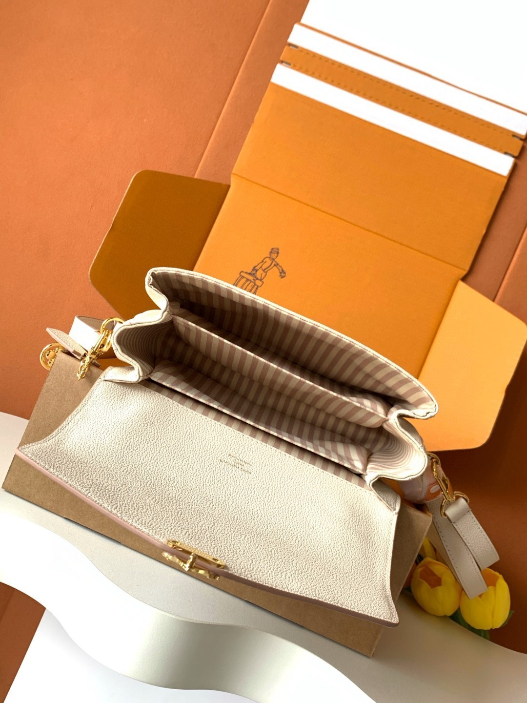 Louis Vuitton Pochette Métis Crossbody Bag M14977 - Image 7
