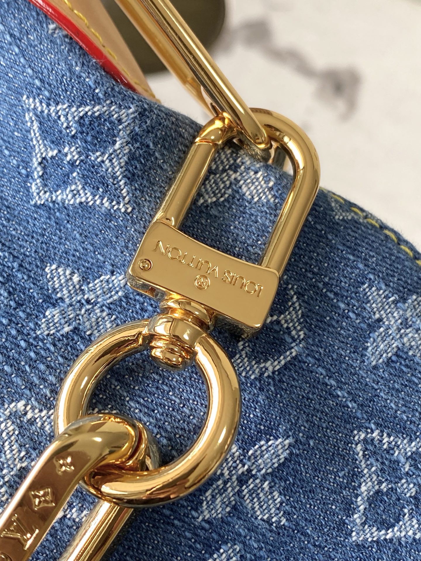 Louis Vuitton Coussin Hobo MM Denim Shoulder Bag - Image 7