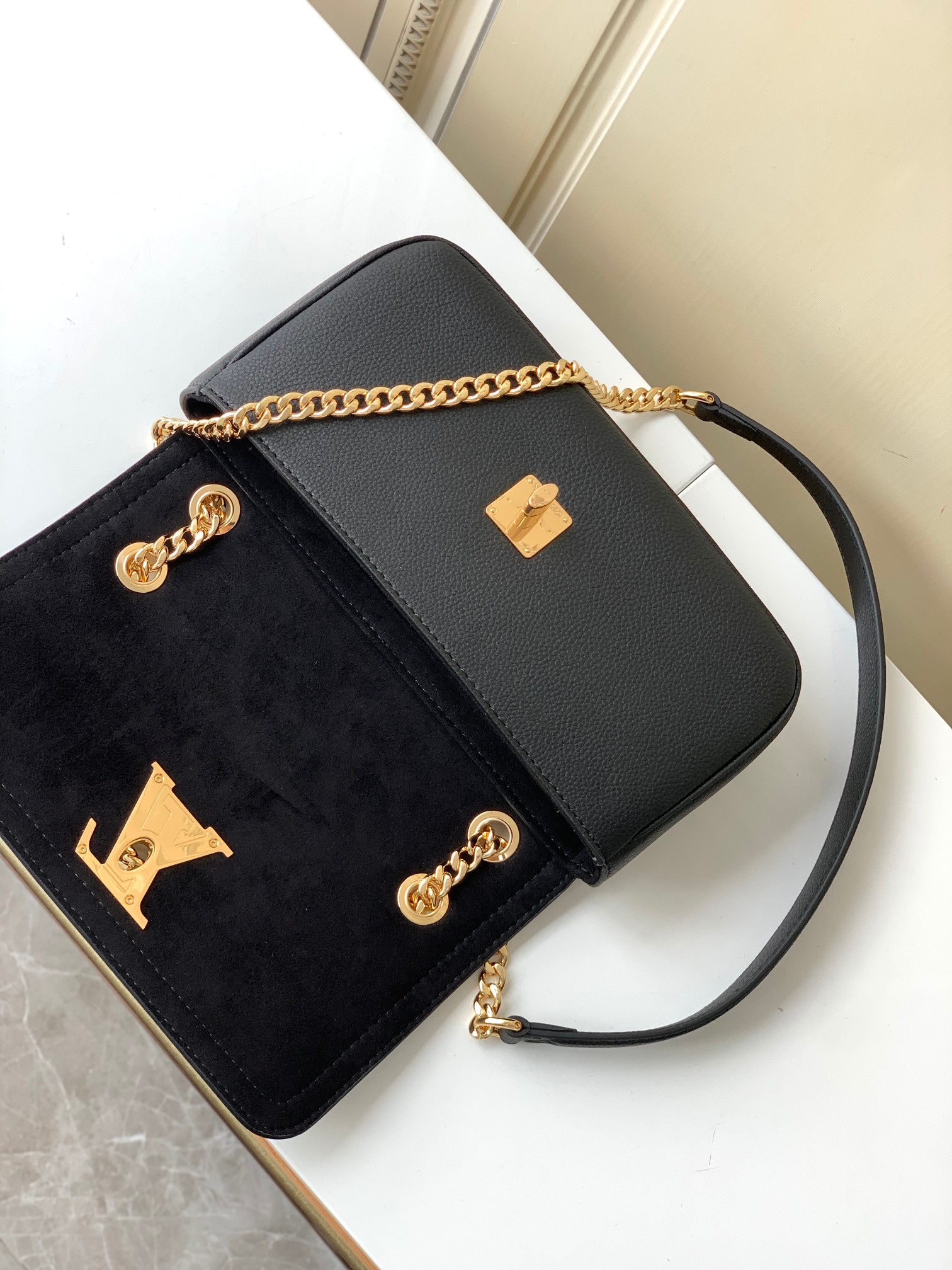 Louis Vuitton LockMe East West Chain Crossbody Bag - Image 7