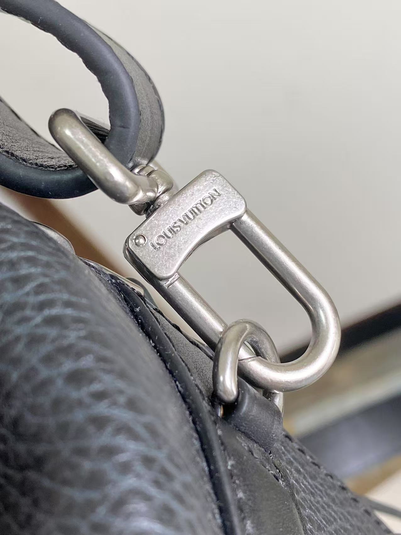 Louis Vuitton LV Biker Medium Crossbody Bag - Image 7