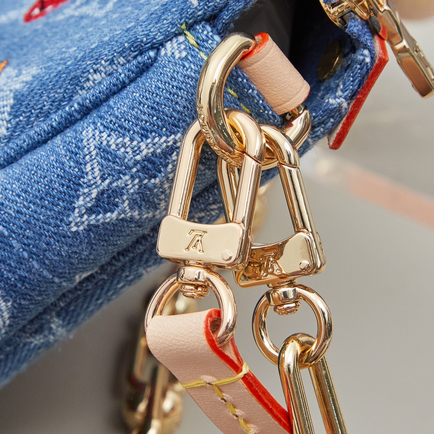 Louis Vuitton x Murakami Pochette Accessoires Cherry Shoulder Bag M13994 - Image 7
