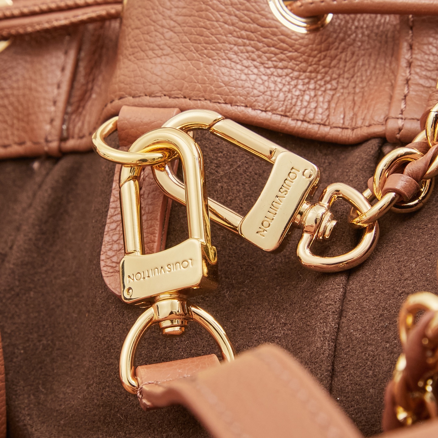 Louis Vuitton Noé Monogram Reverse Canvas Bucket Bag - Image 7