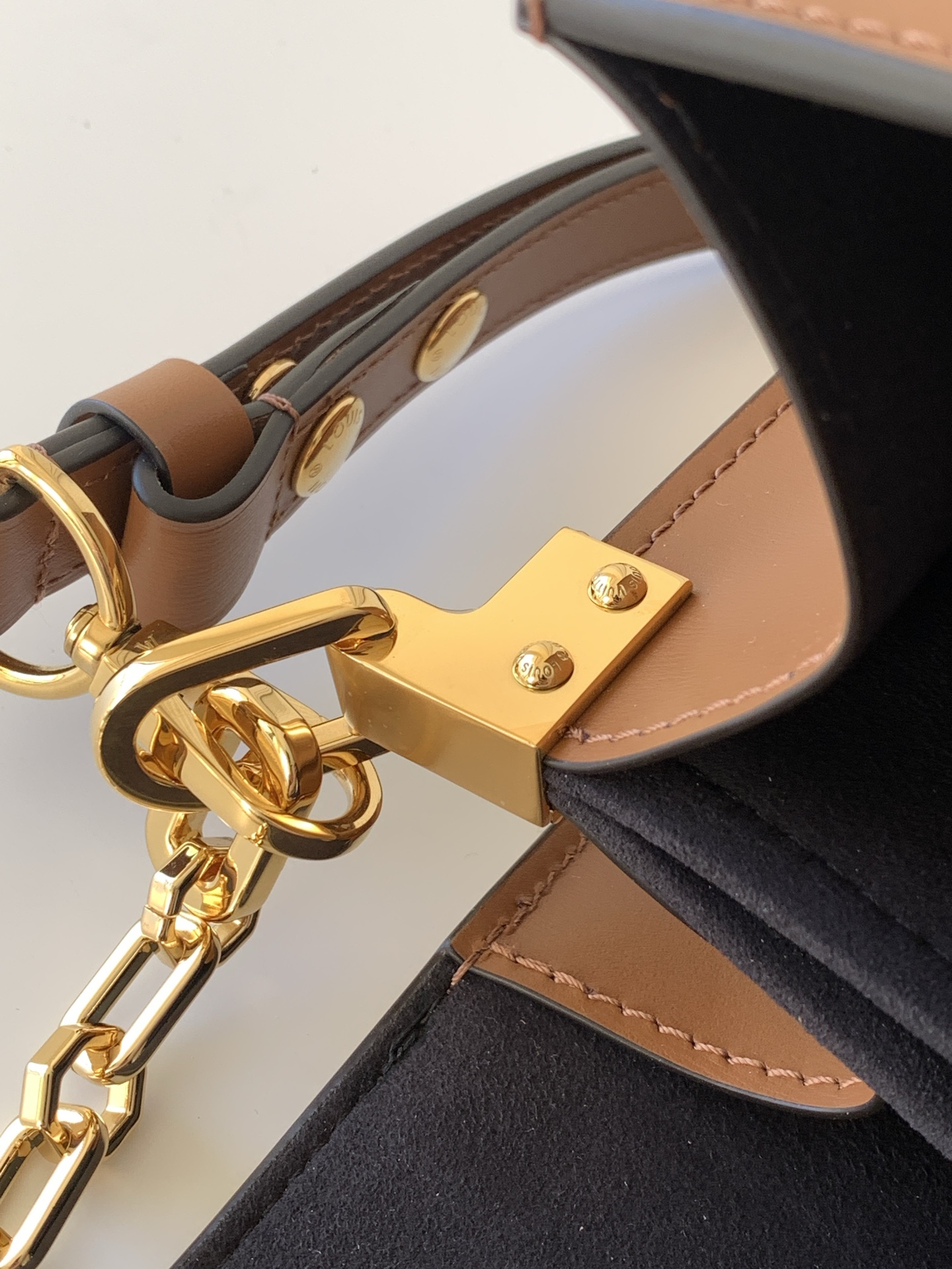 Louis Vuitton Dauphine Handbag M45958 - Image 7