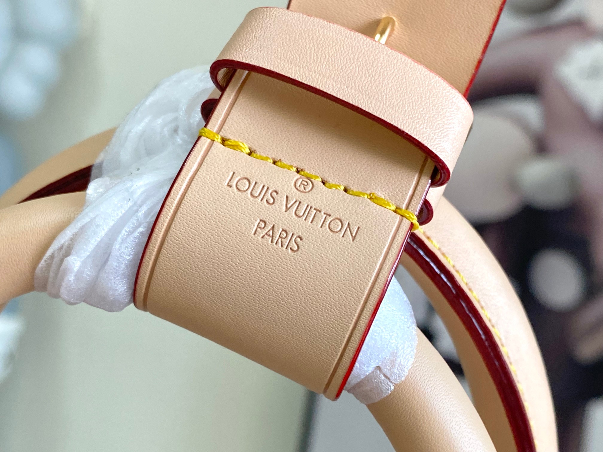 Louis Vuitton Keepall Bandoulière 45 Travel Bag - Image 7