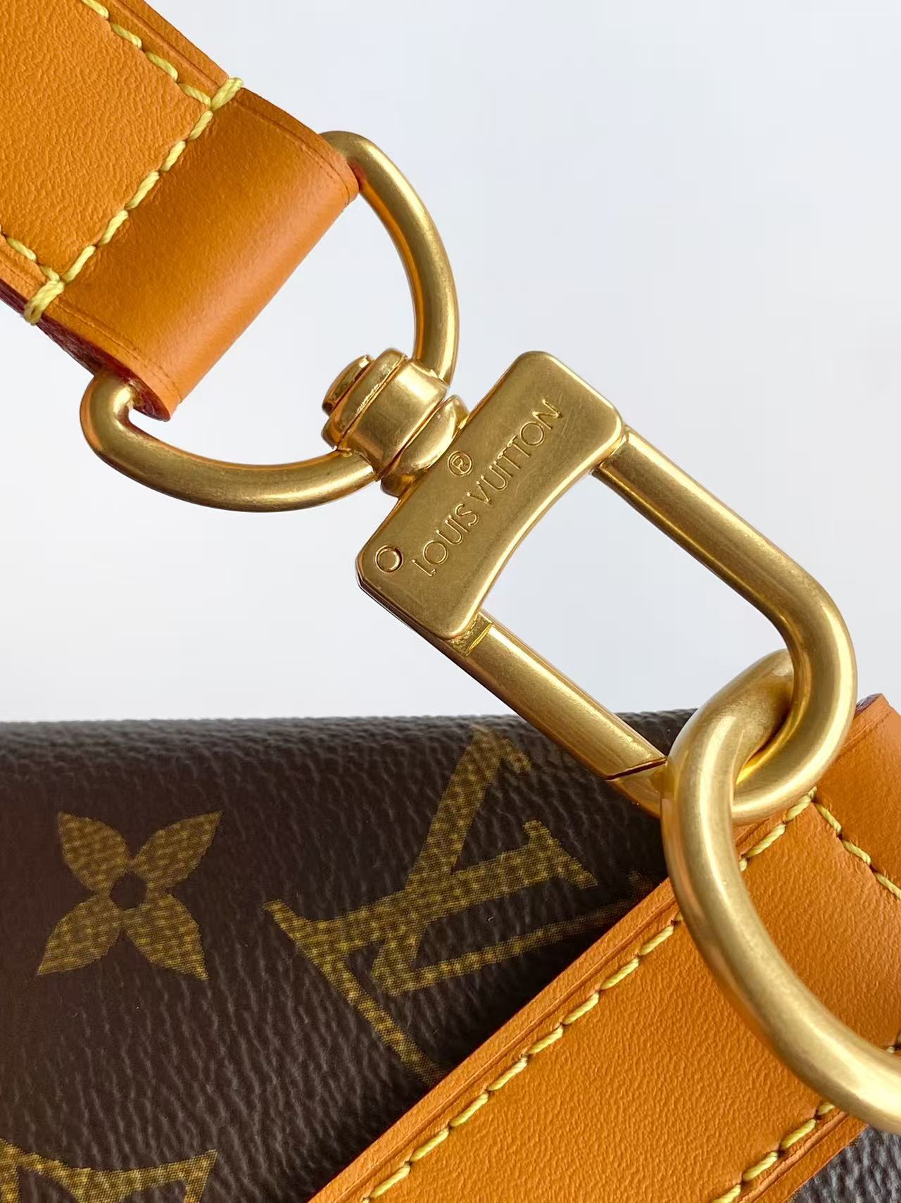 Louis Vuitton Métis Handbag M29596 - Image 7