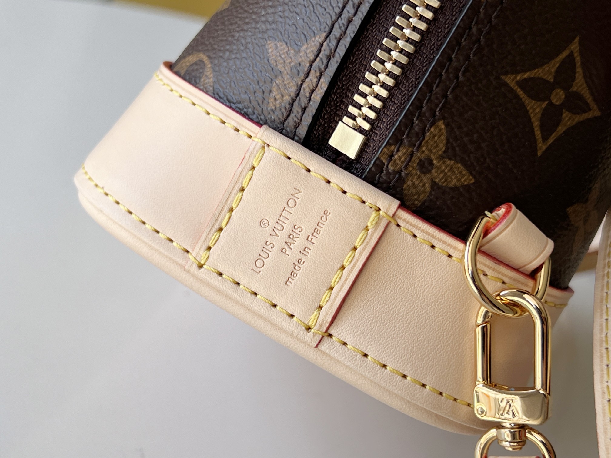 Louis Vuitton Alma Monogram Shoulder Bag M47132 - Image 7
