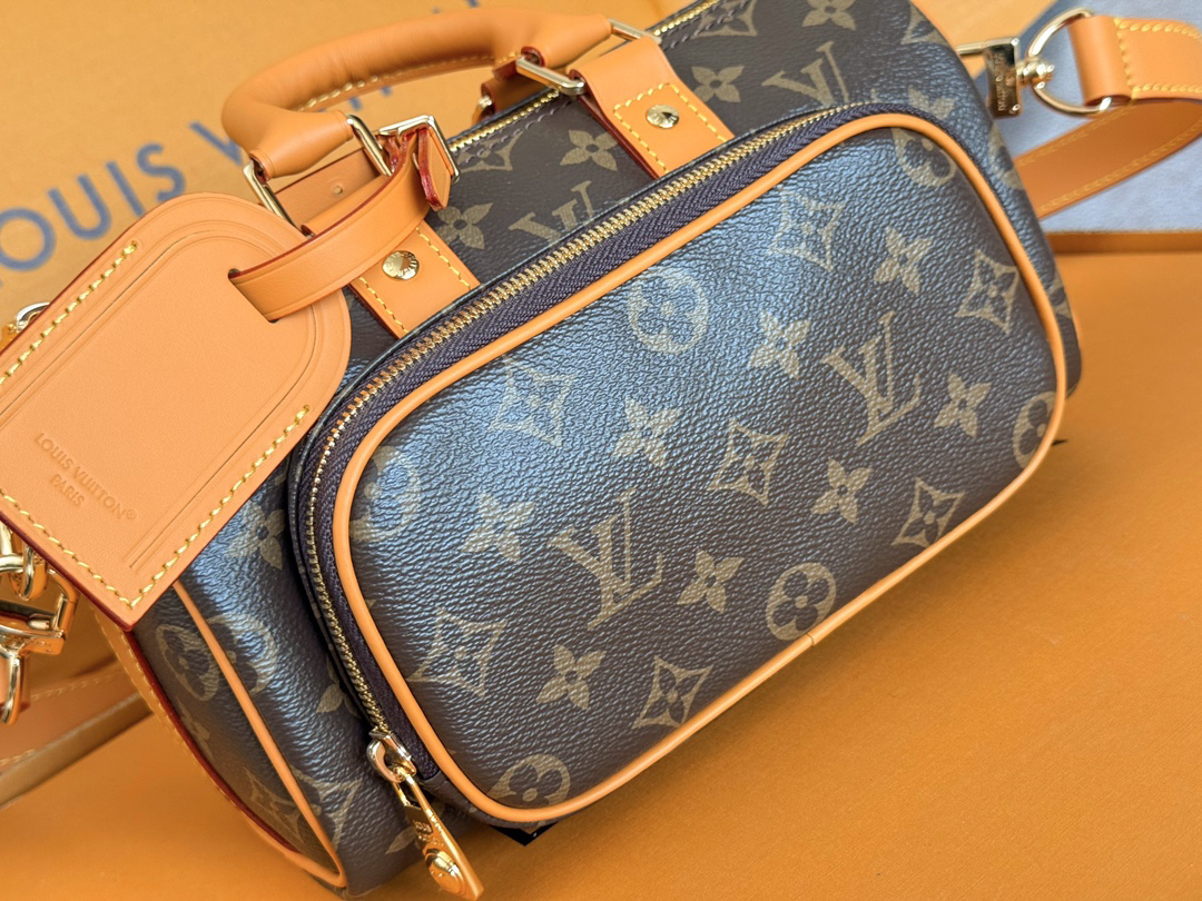 Louis Vuitton Keepall 25 Cargo Handbag in Monogram Canvas - Image 7