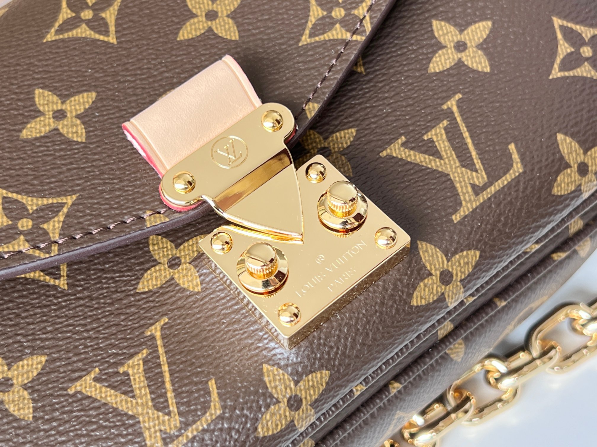 Louis Vuitton Pochette Métis Mini Monogram Canvas Crossbody Bag - Image 7