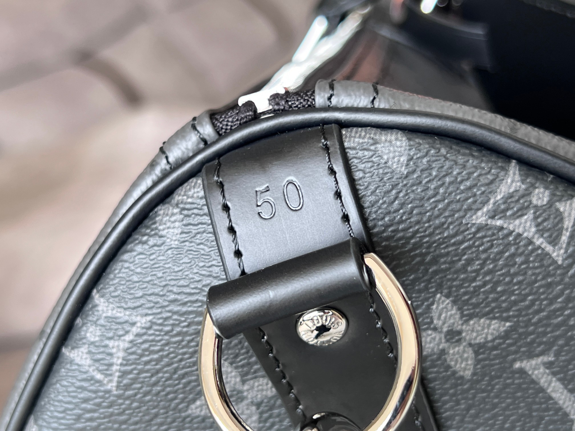 Louis Vuitton Keepall Bandoulière 50 Travel Bag - Image 7