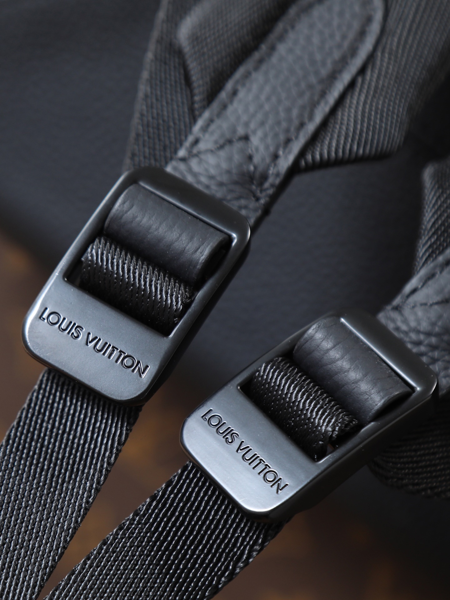 Louis Vuitton Fastline M15262 Black Leather Backpack - Image 7